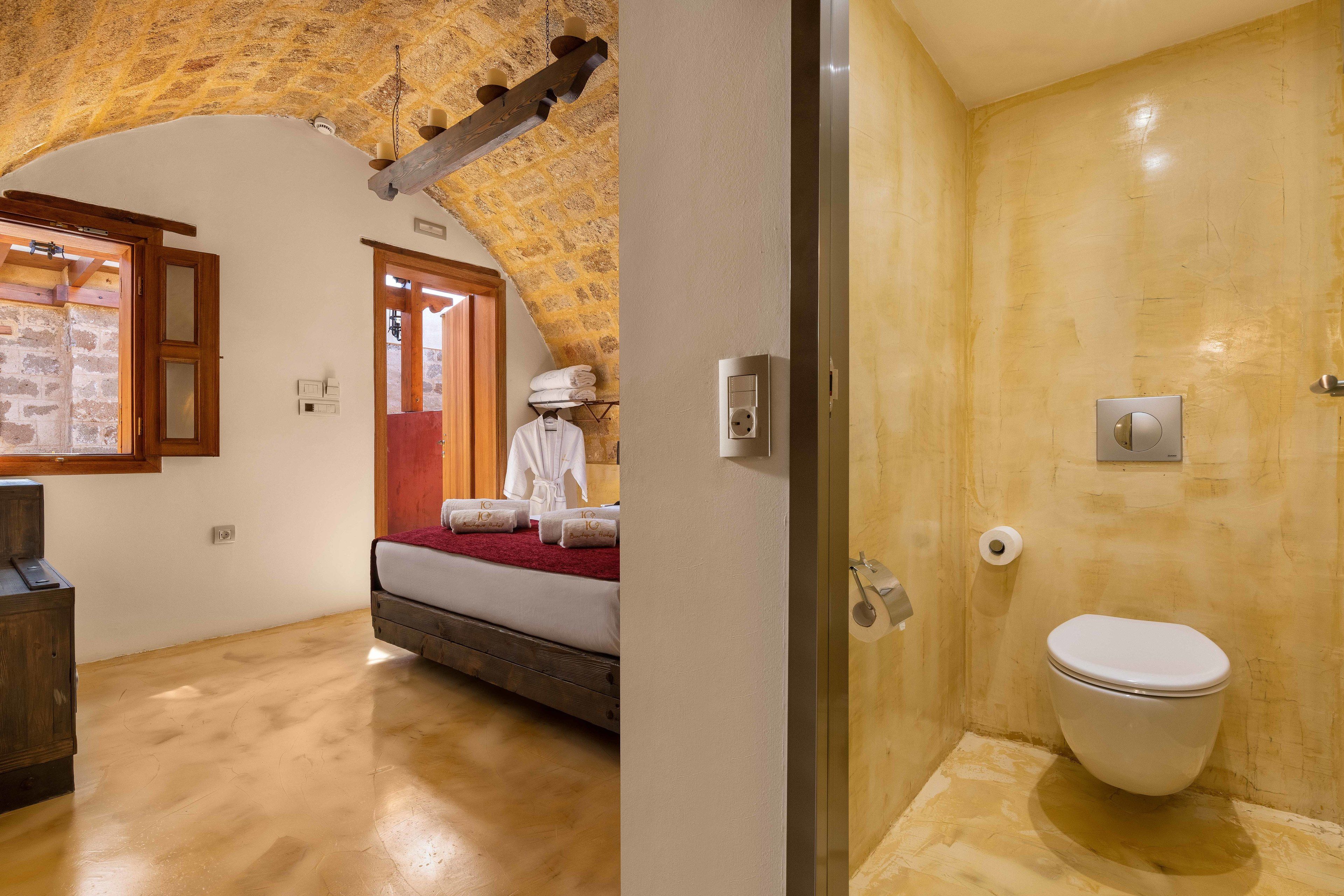 10Gr Boutique Hotel & Wine Bar