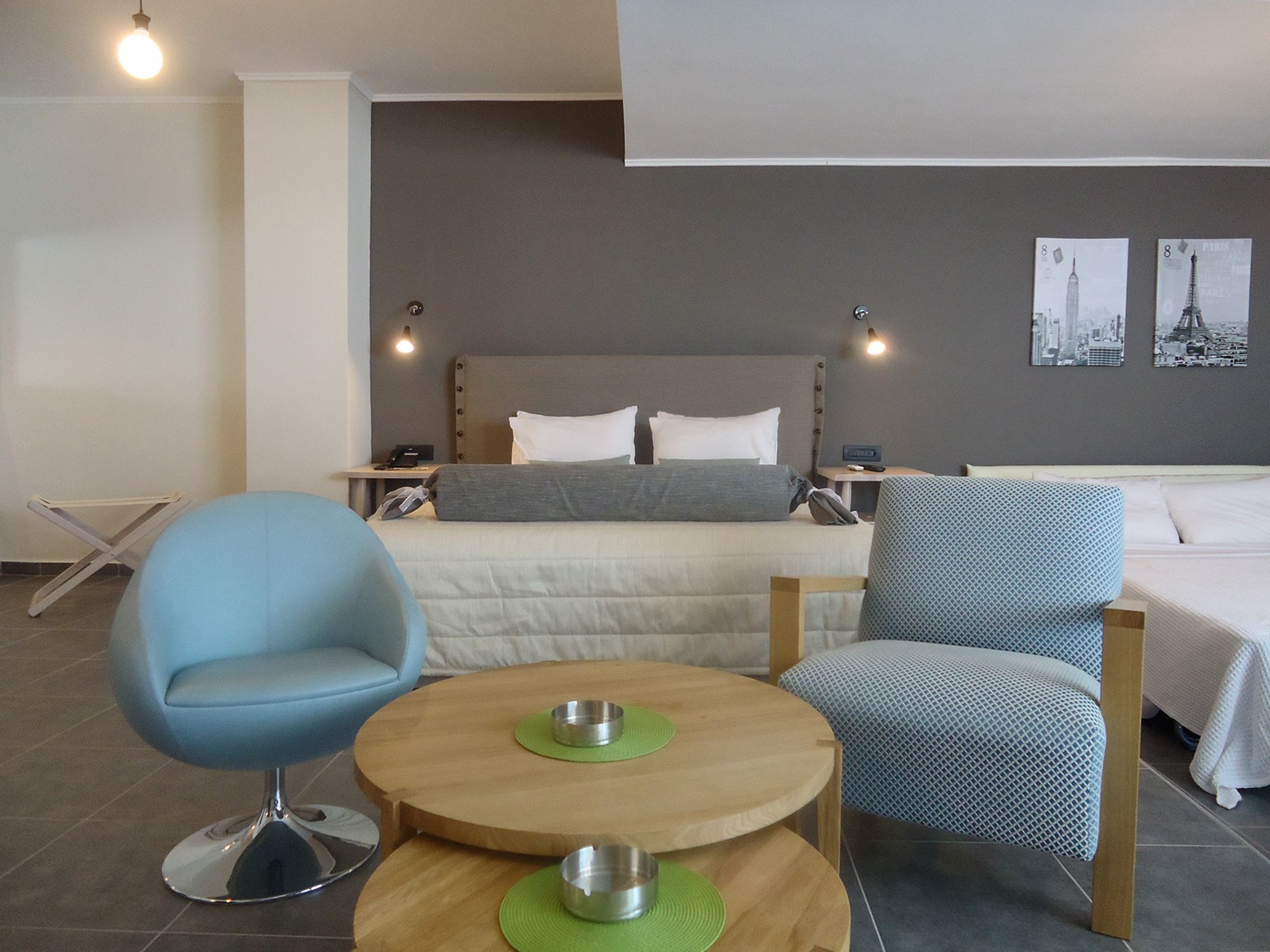 Amphitryon City Hotel