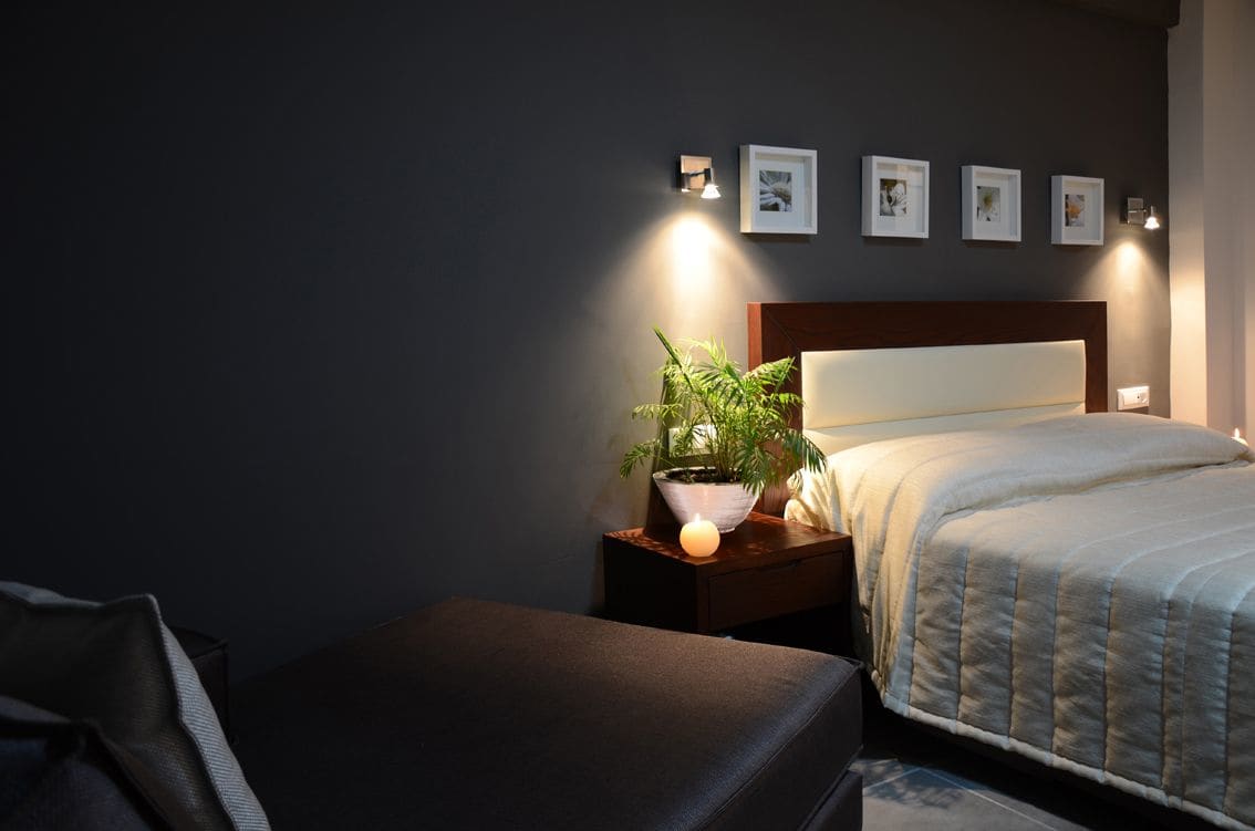 Amphitryon City Hotel