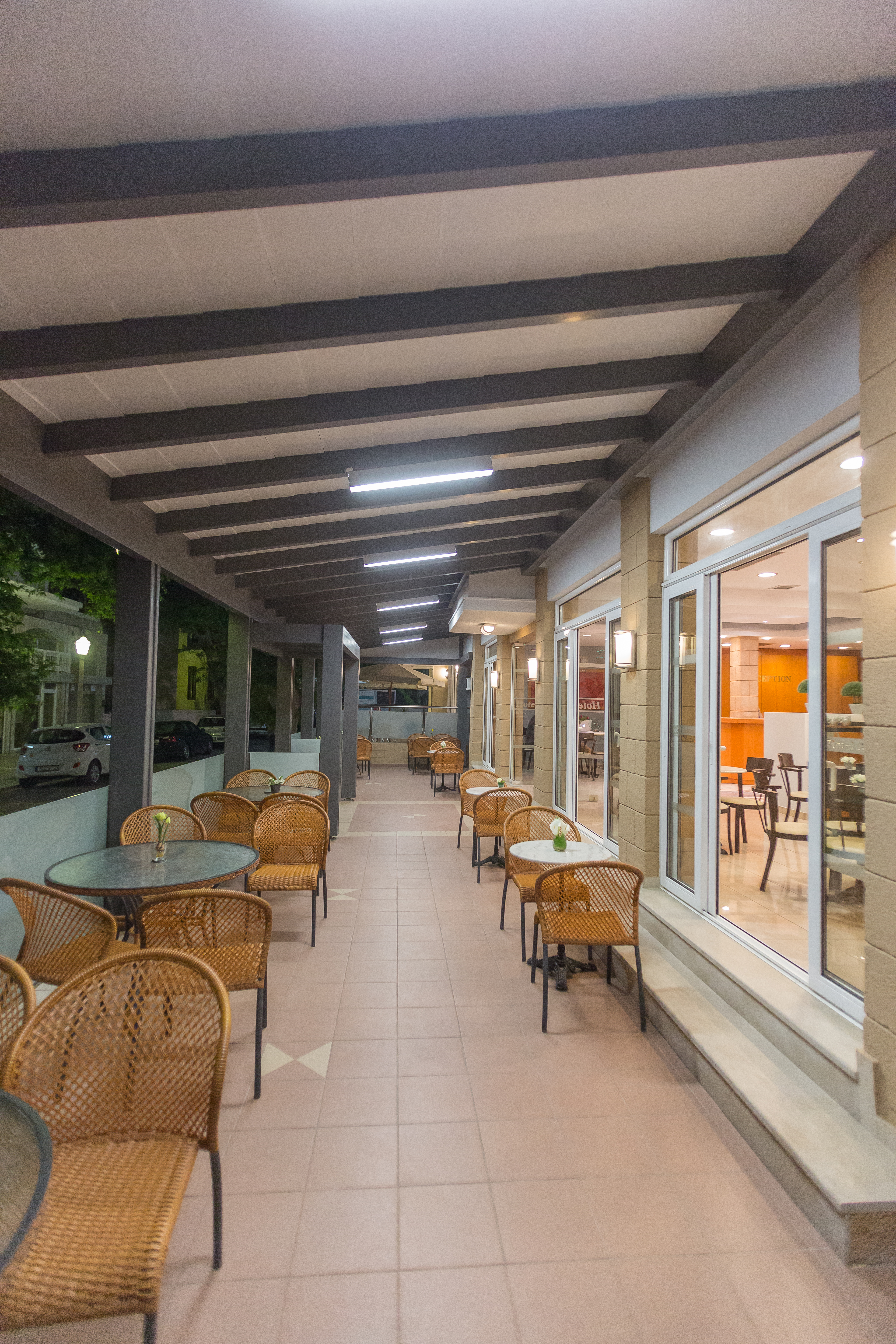 Astron Hotel