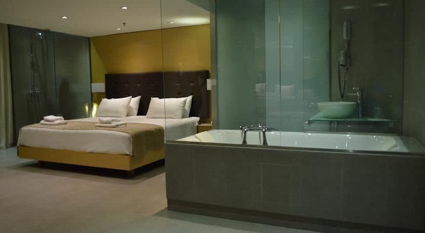 Atlantis City Hotel