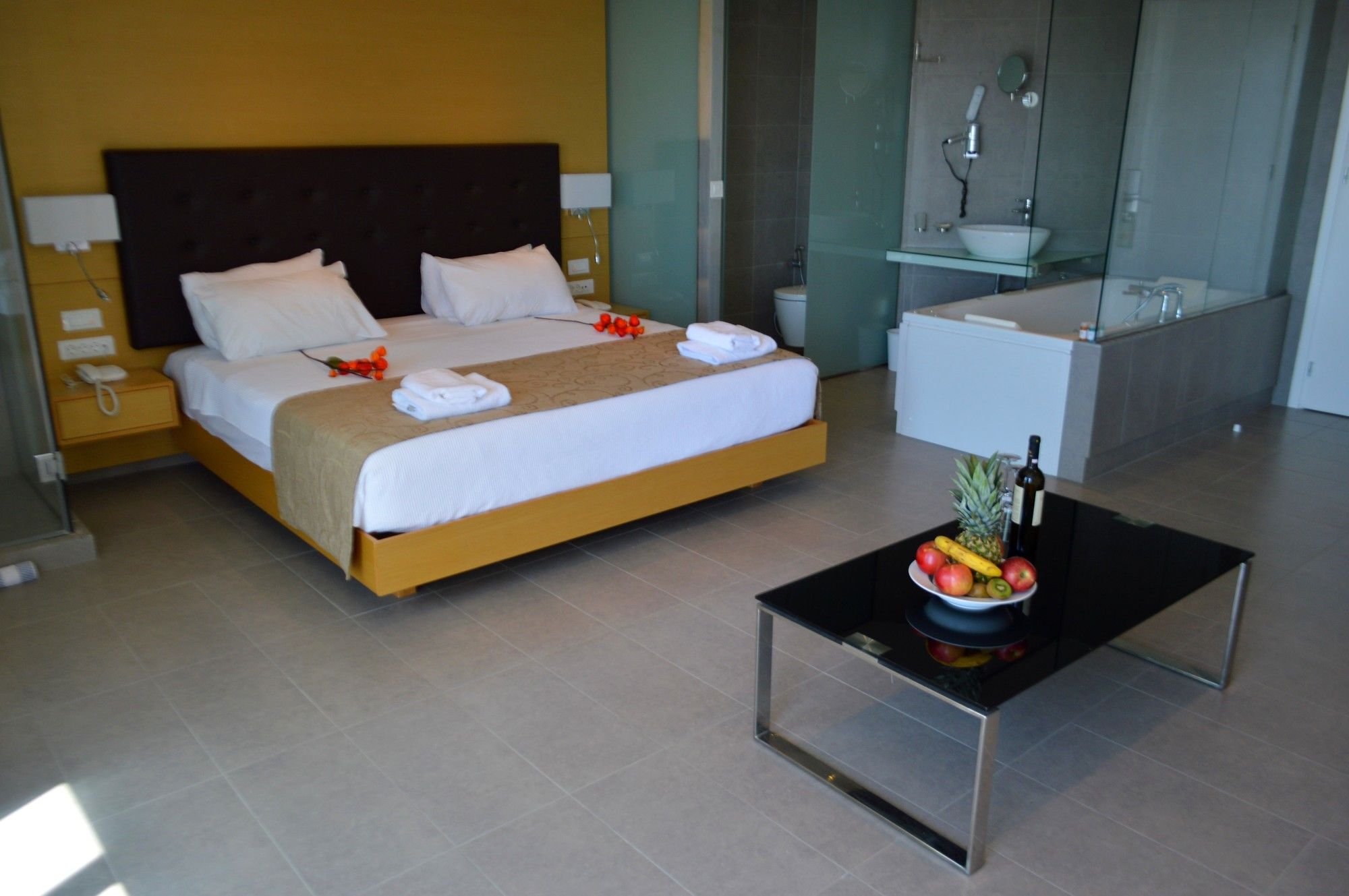 Atlantis City Hotel