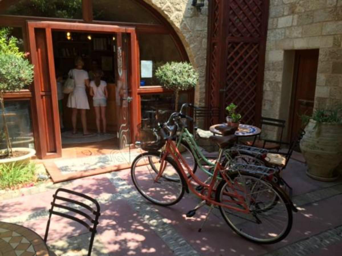 Avalon Boutique Hotel