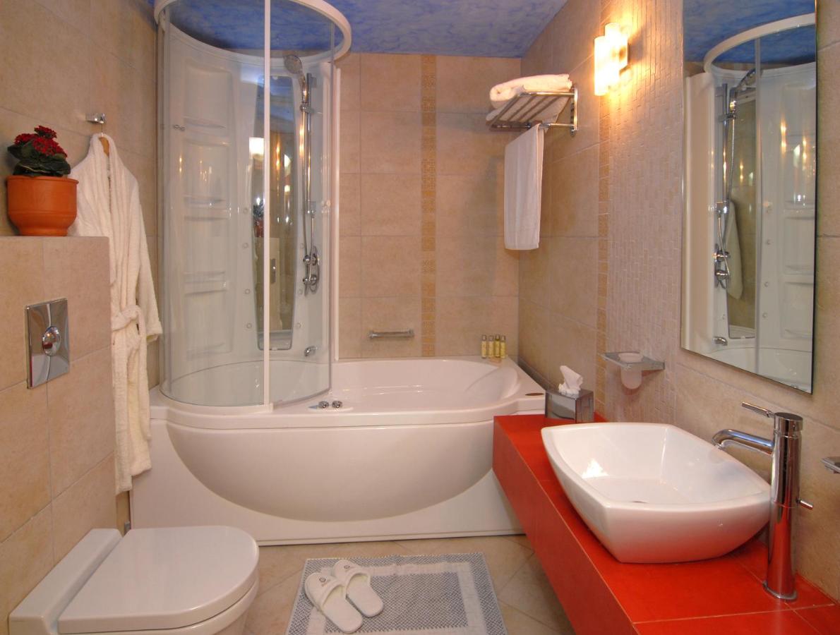 Avalon Boutique Hotel