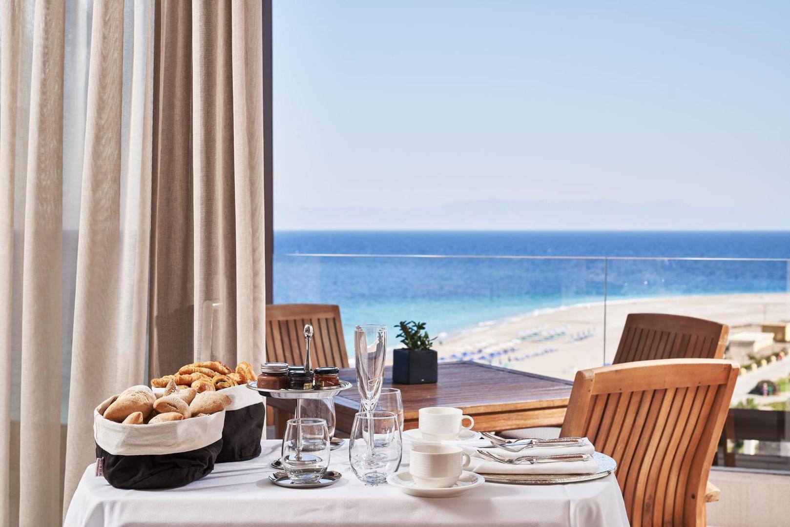 Bellevue on The Beach Suites
