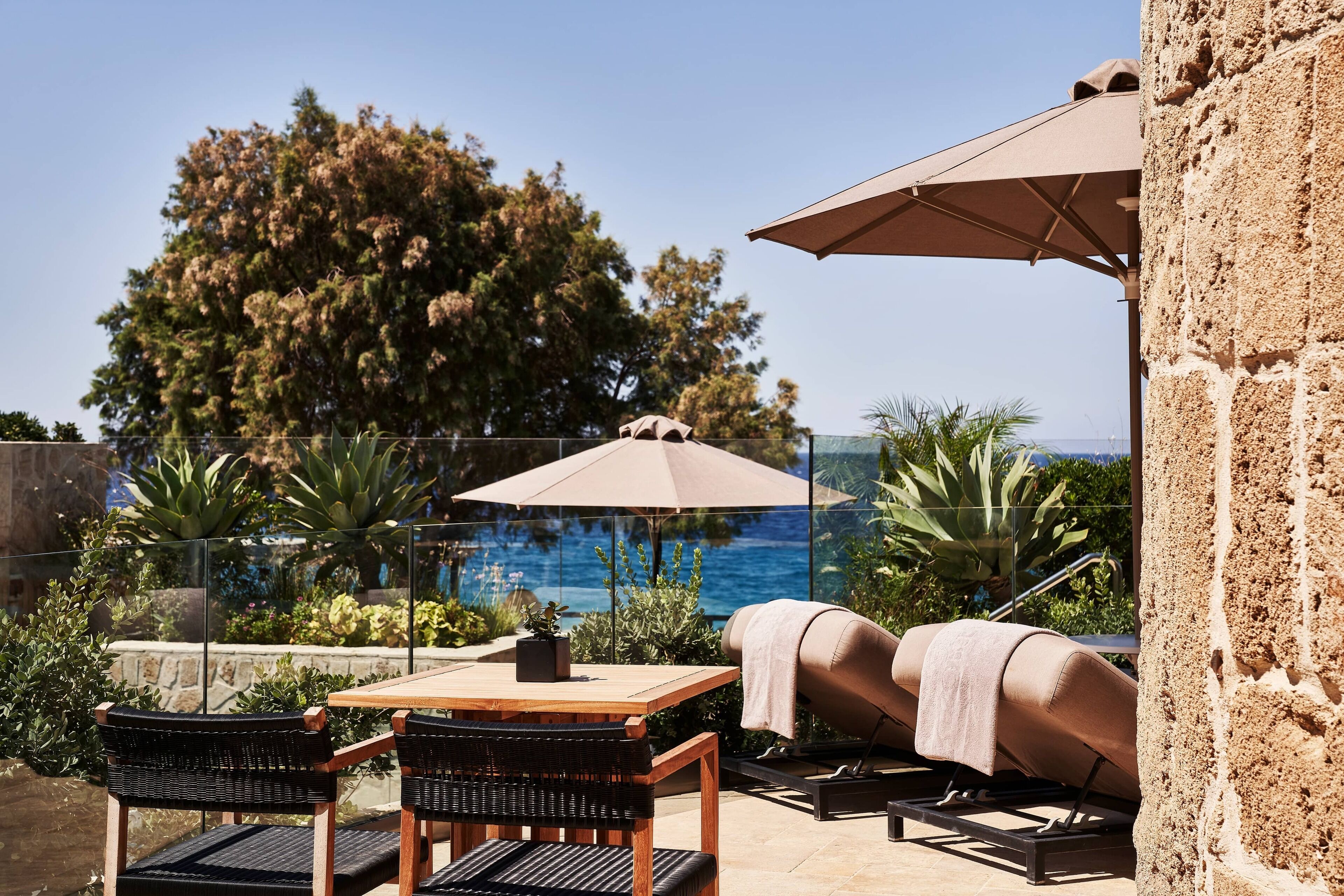 Bellevue on The Beach Suites