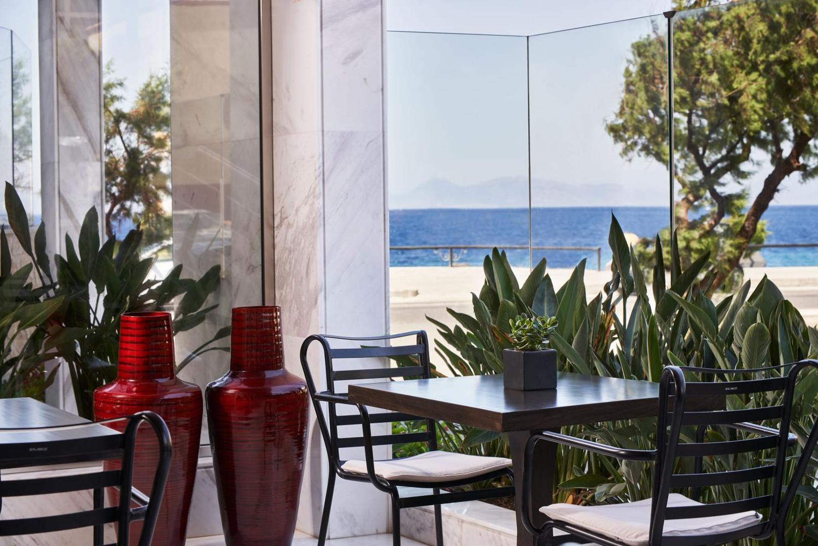 Bellevue on The Beach Suites