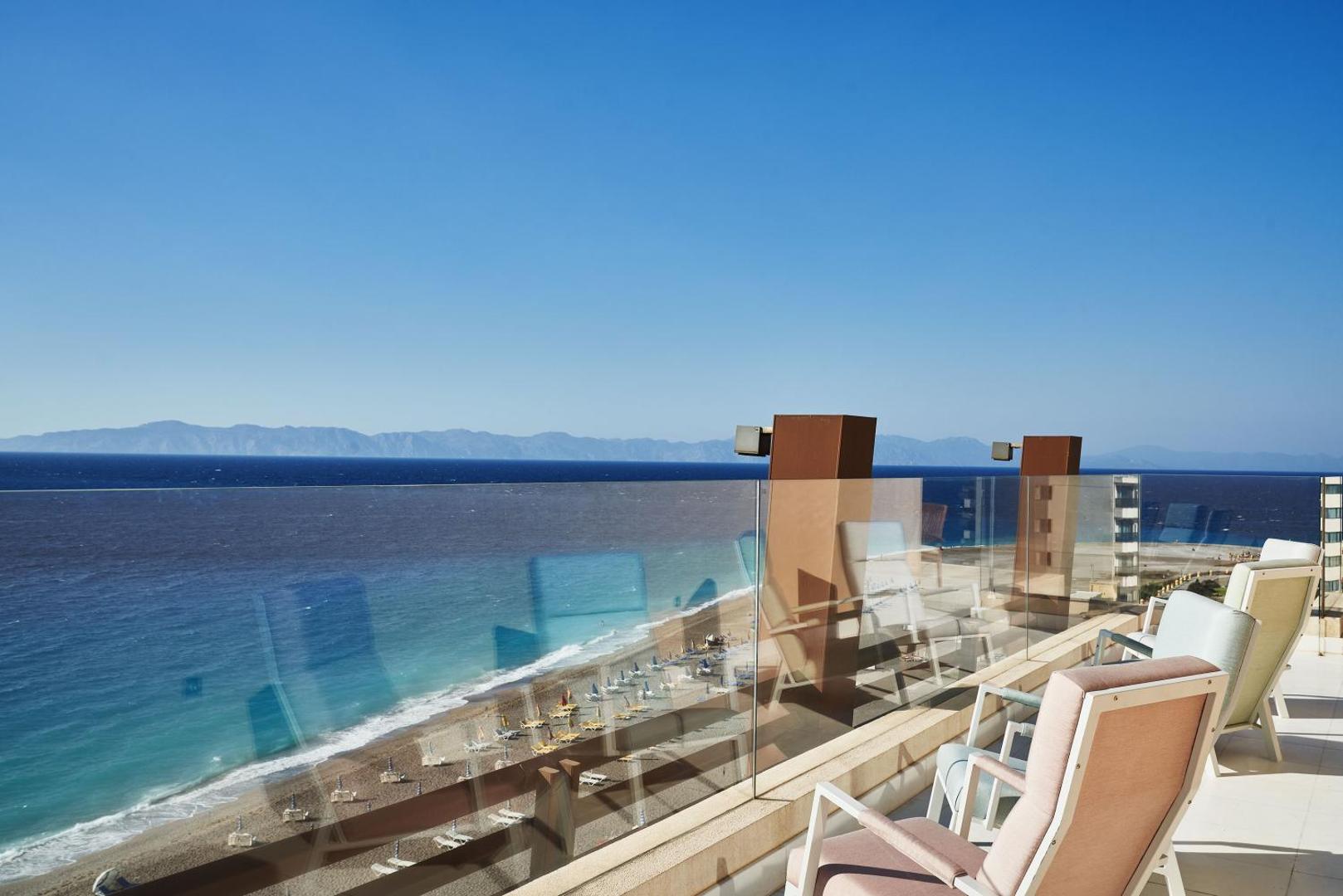 Bellevue on The Beach Suites