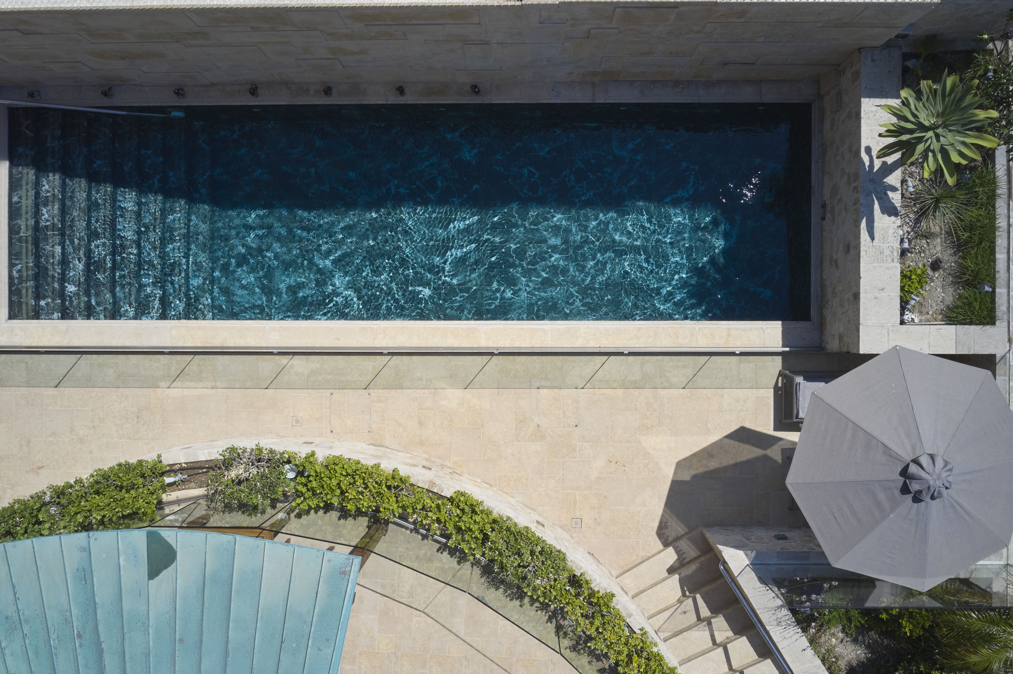 Bellevue on The Beach Suites