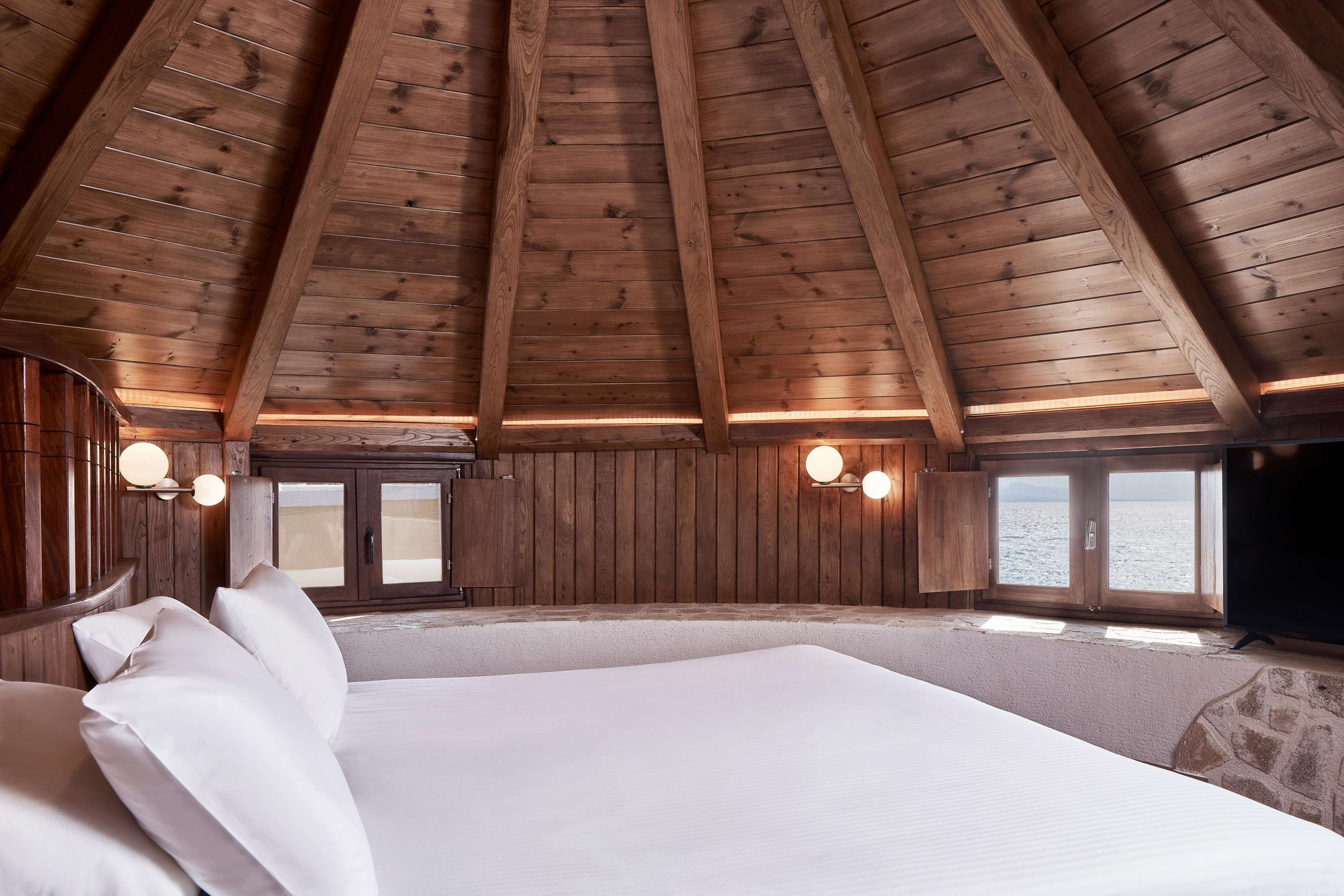 Bellevue on The Beach Suites