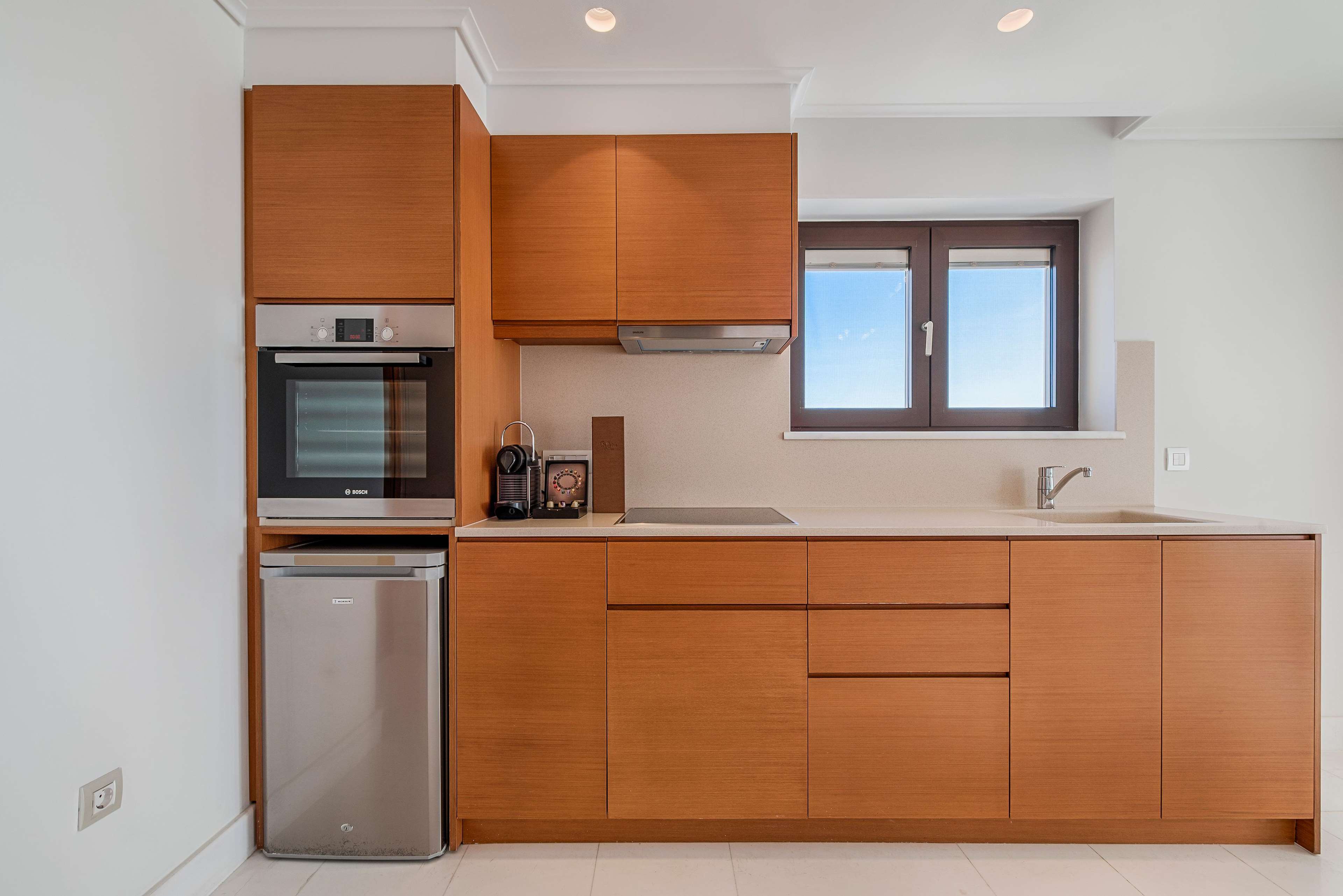 Bellevue on The Beach Suites