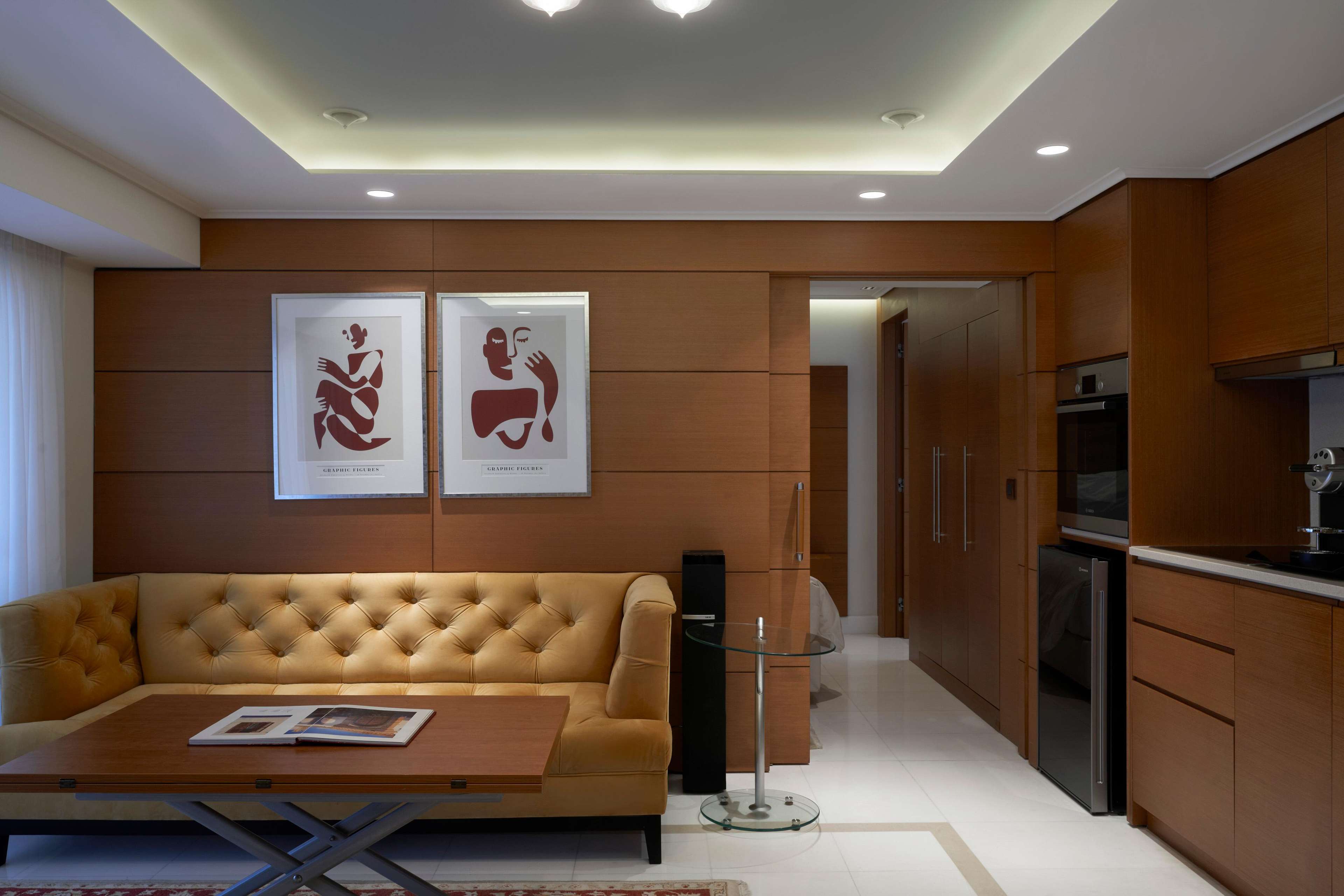 Bellevue on The Beach Suites