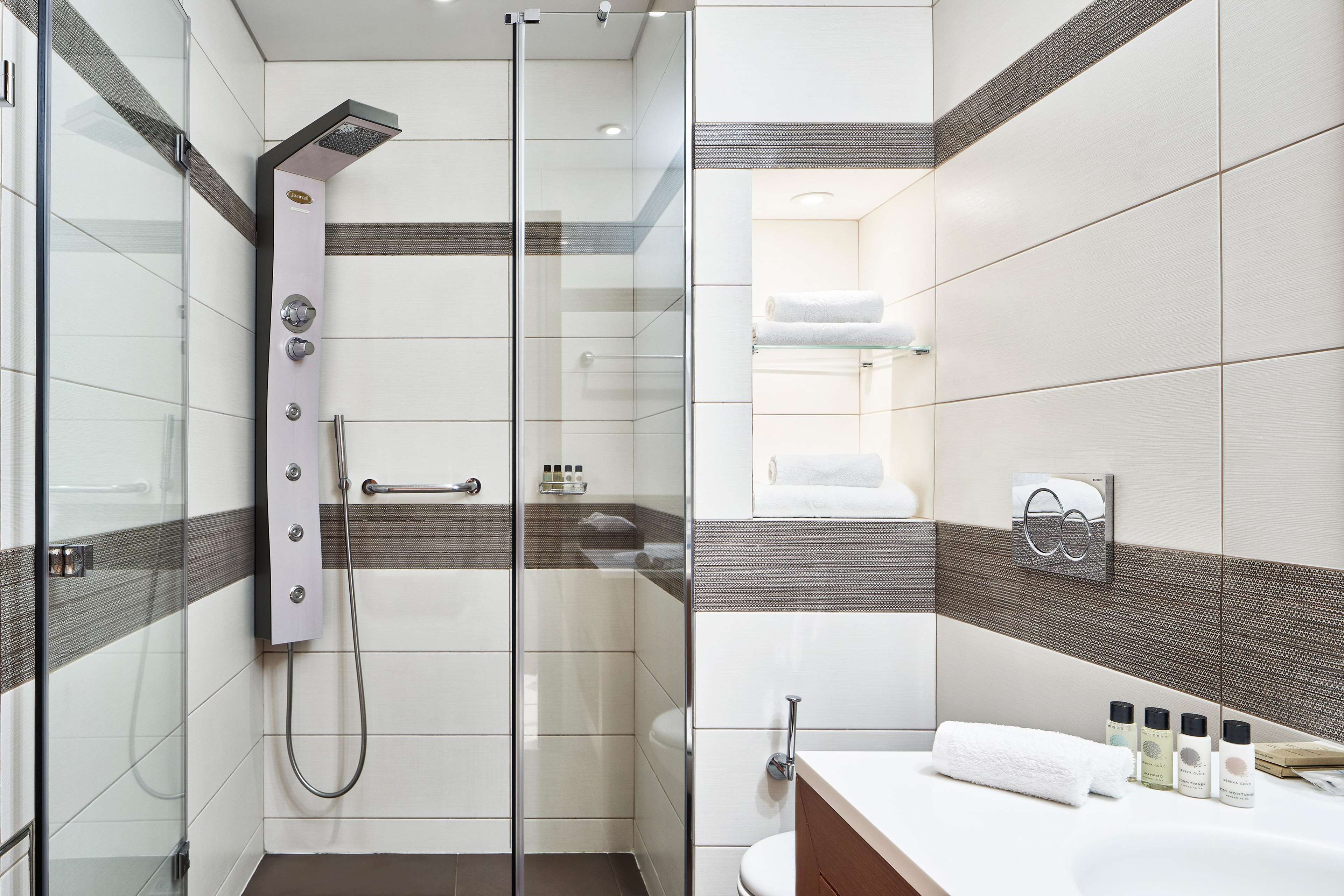 Bellevue on The Beach Suites