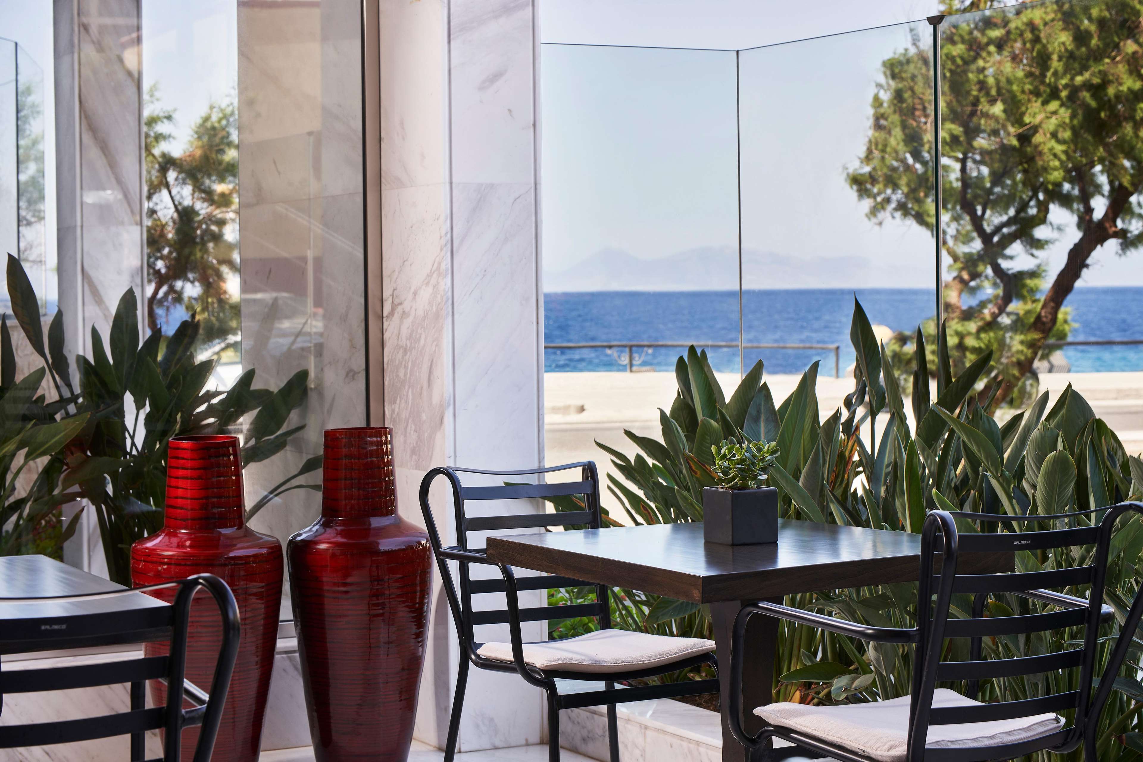 Bellevue on The Beach Suites