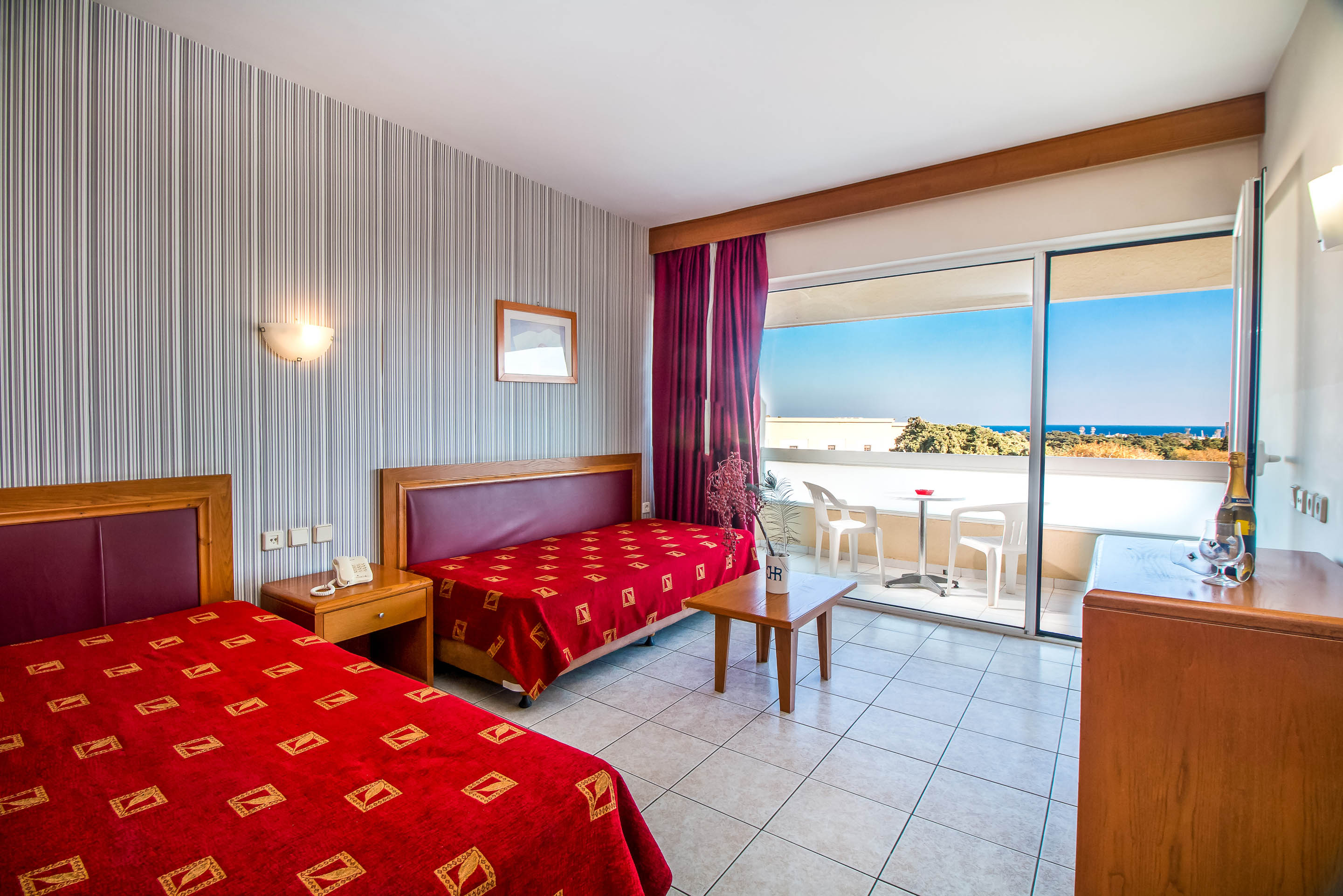 Castellum Suites