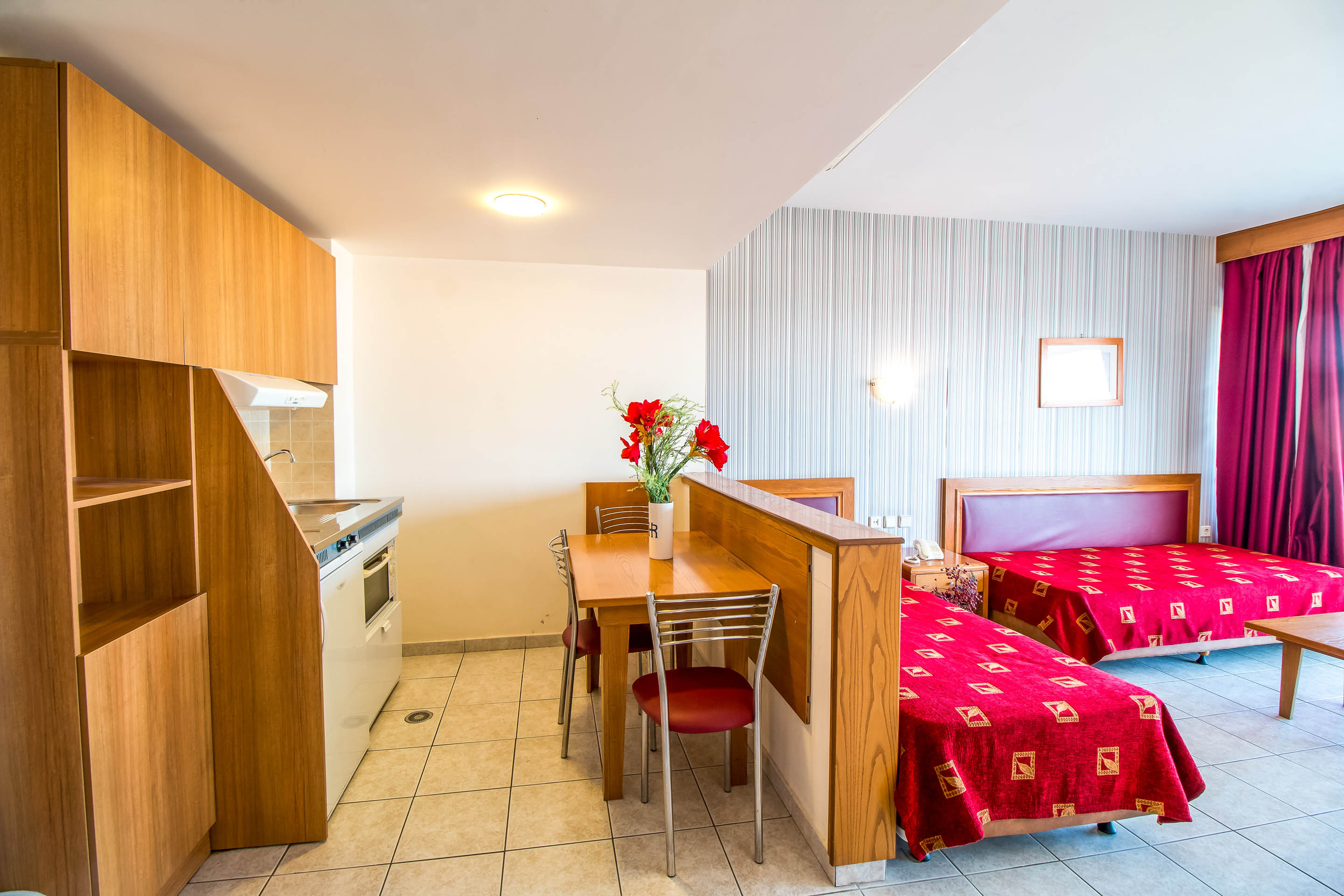 Castellum Suites