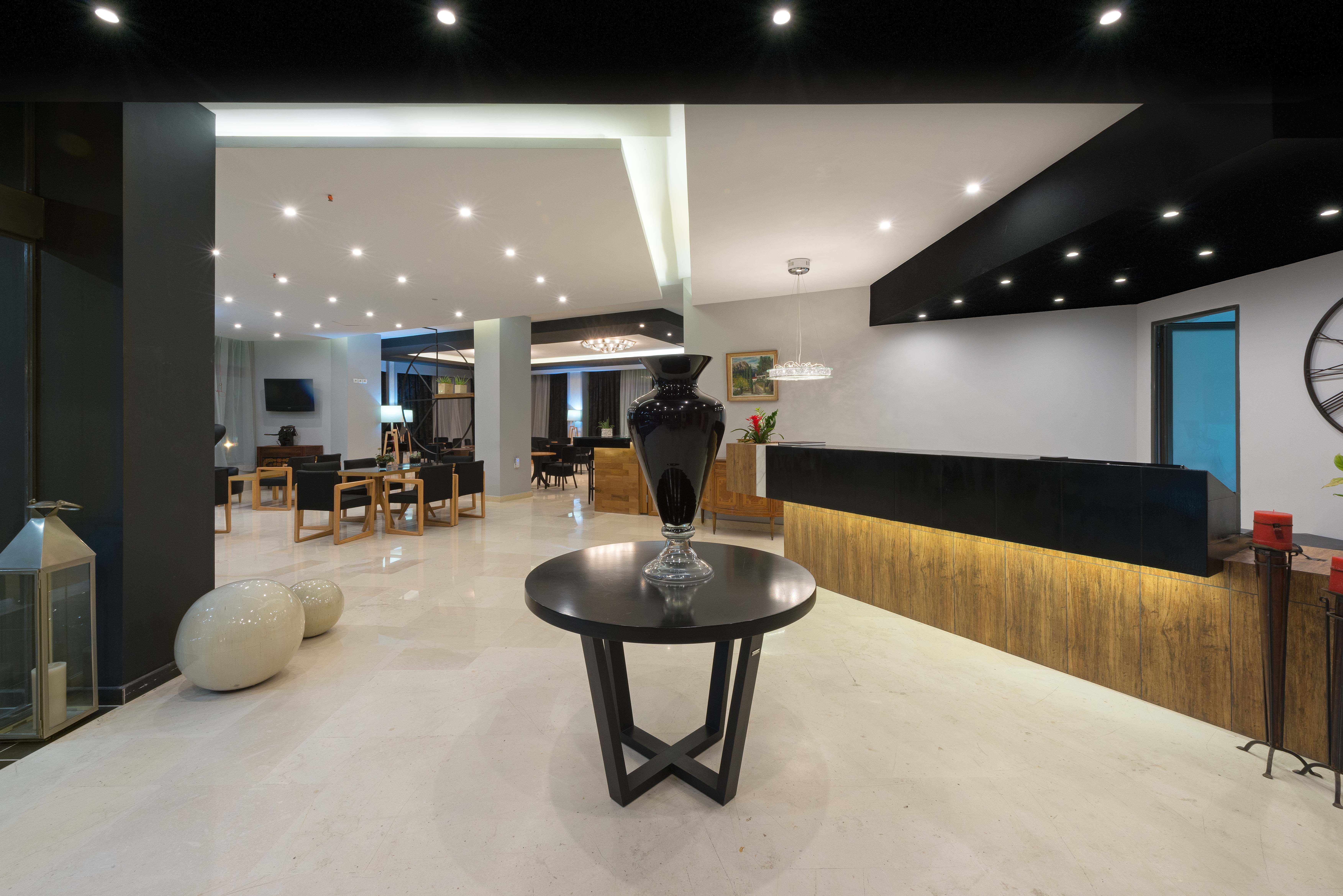 GQ Hotel & Club