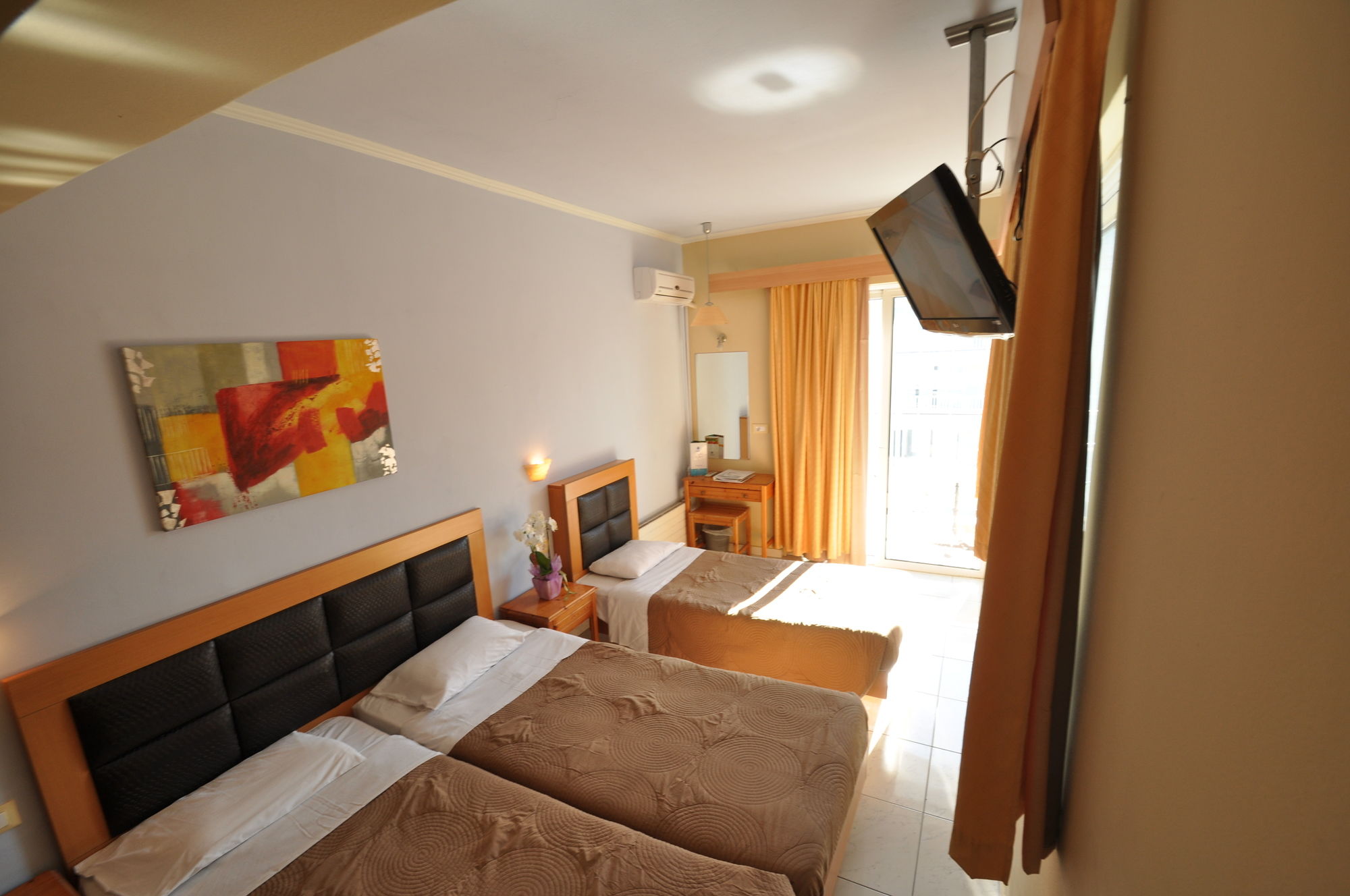 Hotel Parthenon City