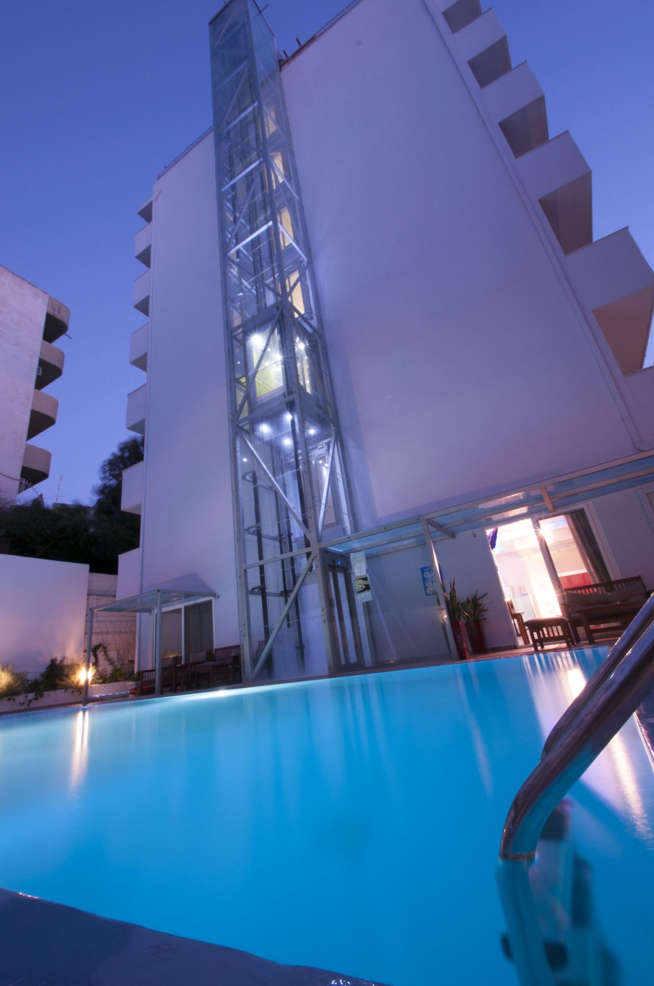 Hotel Parthenon City