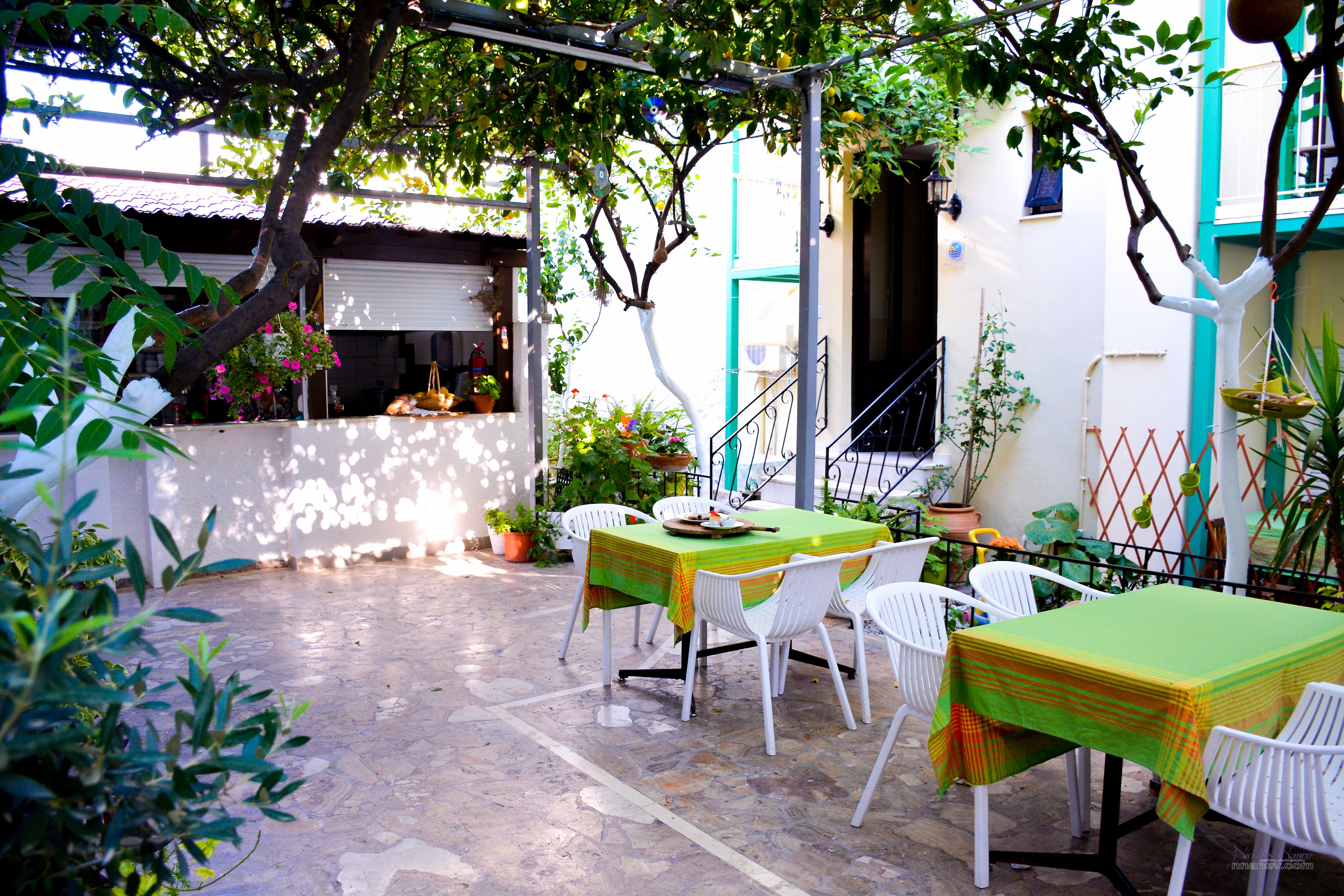 Lefka Hotel Apartments & Studios