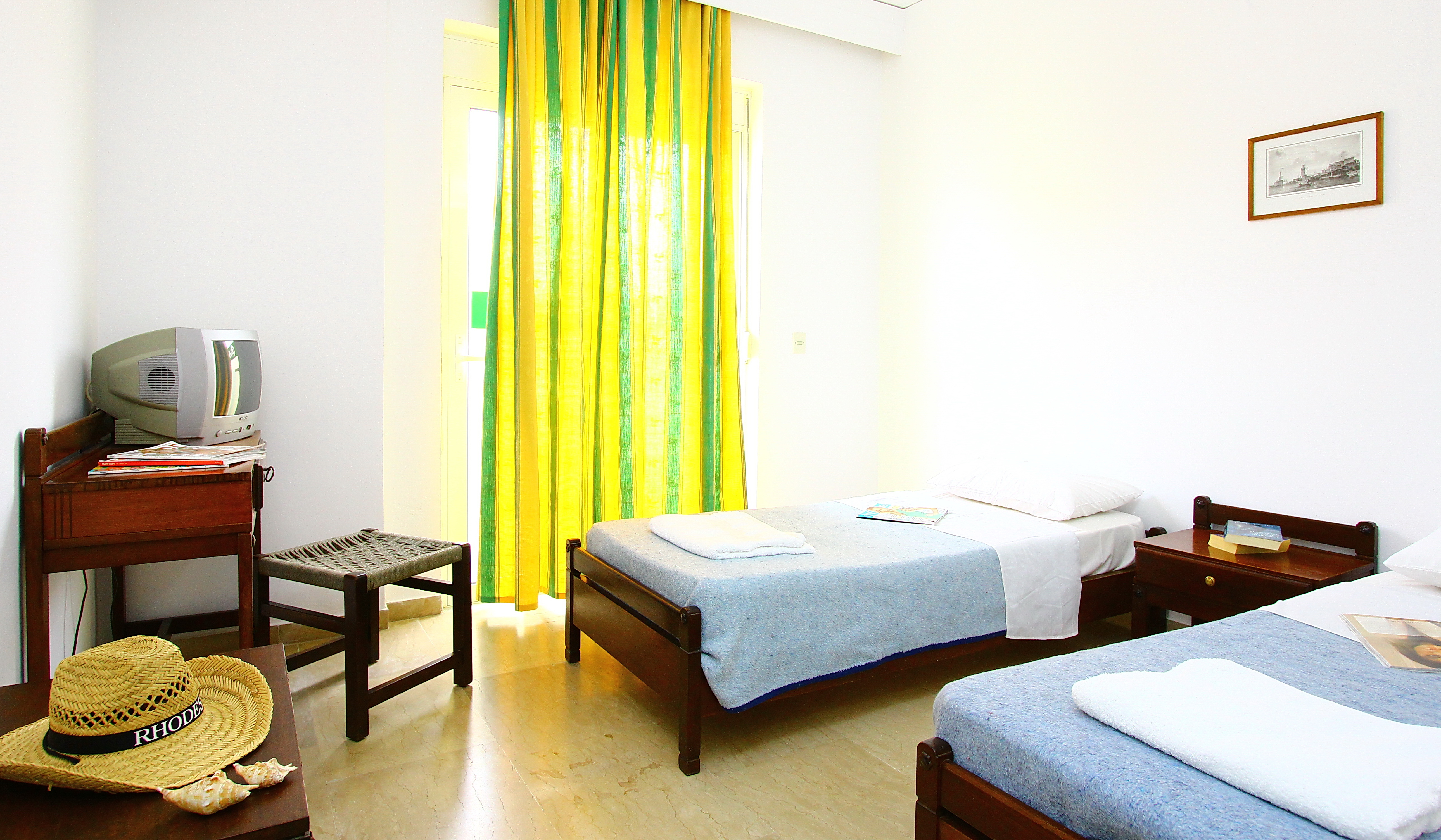 Lefka Hotel Apartments & Studios