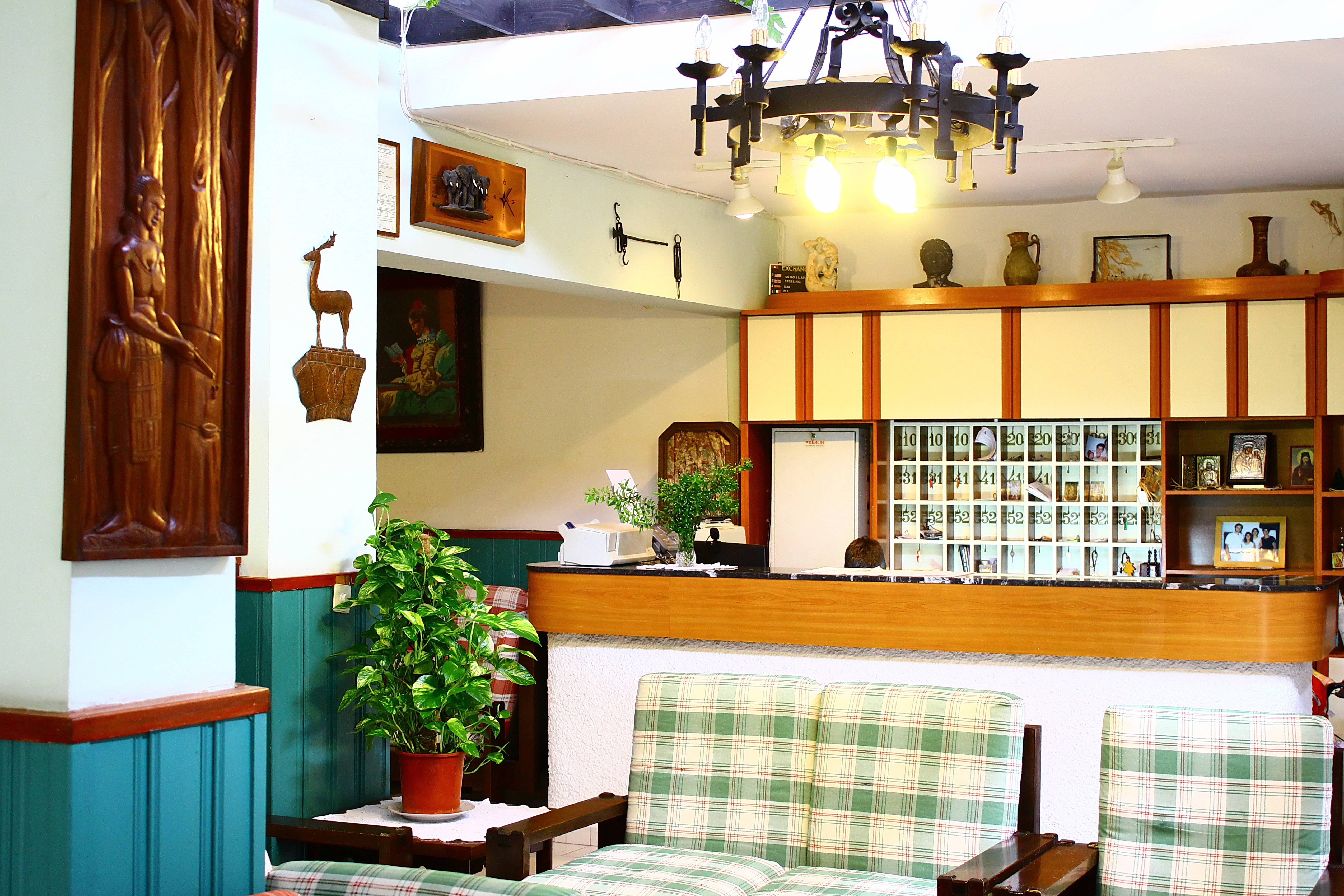 Lefka Hotel Apartments & Studios