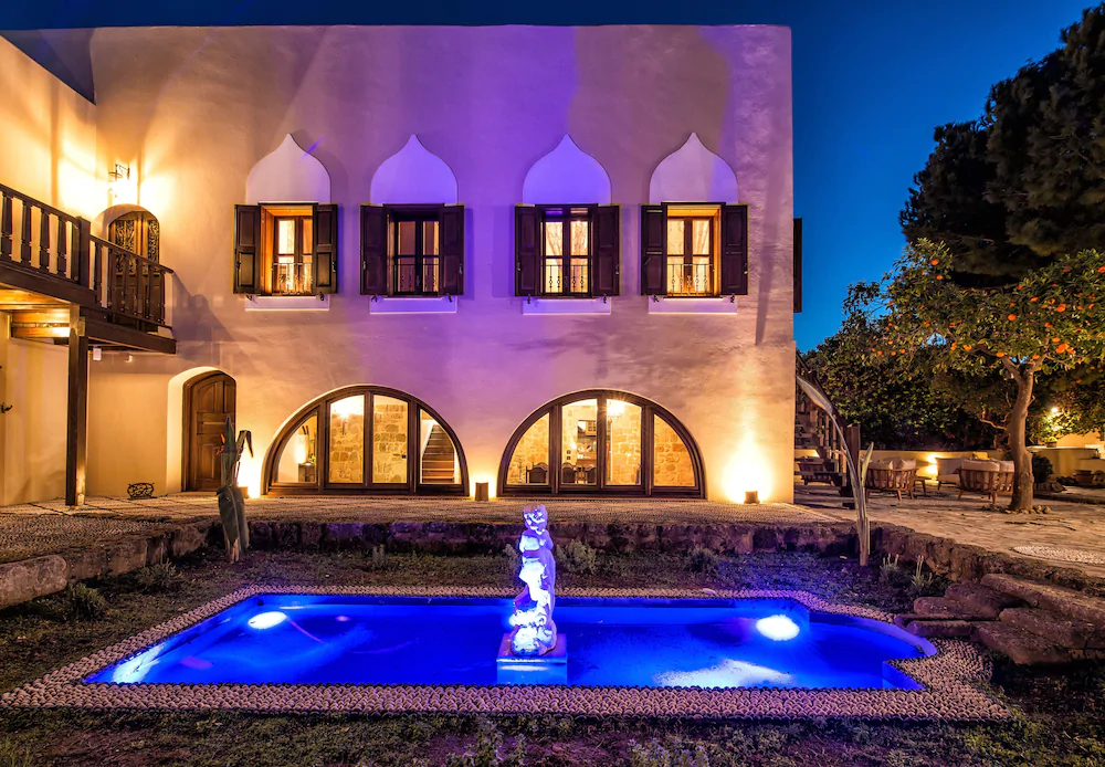 Lemuria Manor