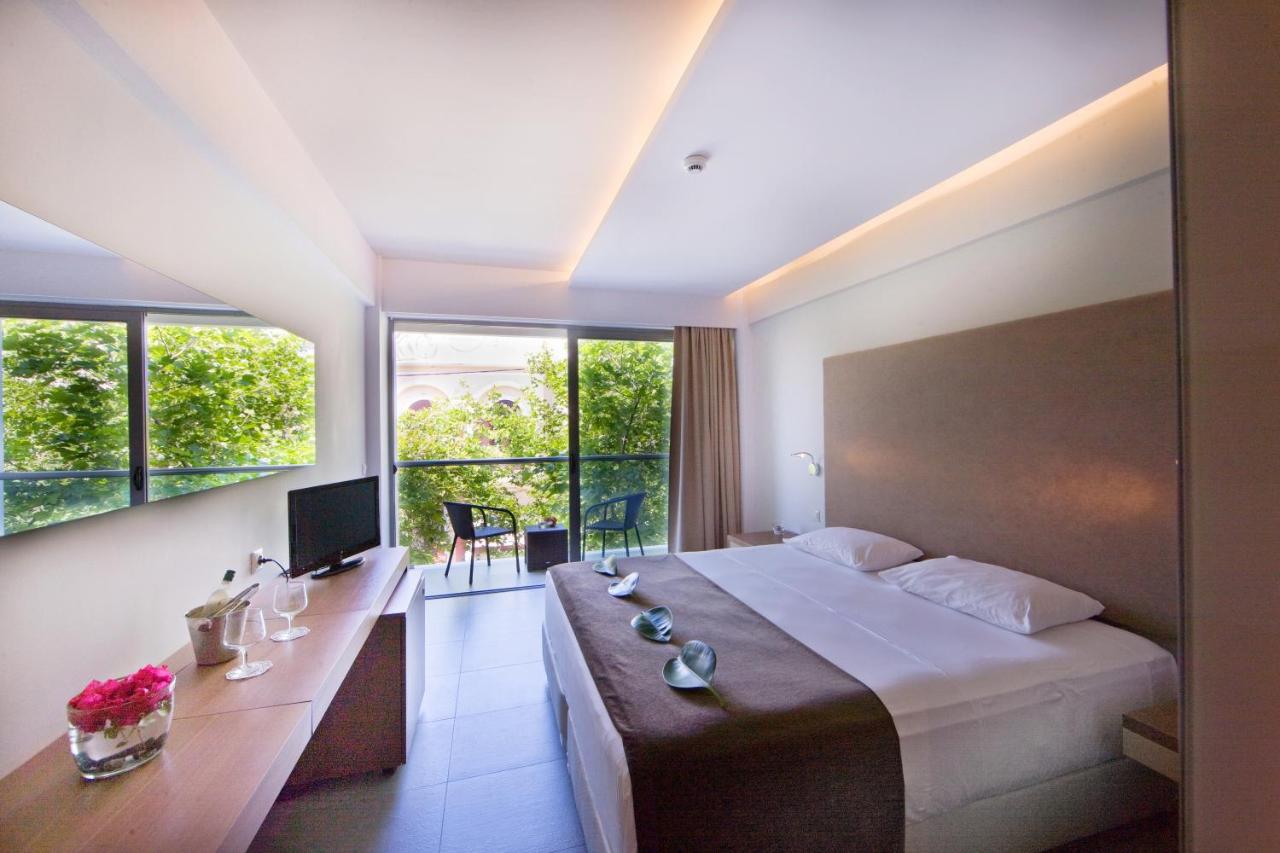 Oktober Downtown Boutique Hotel