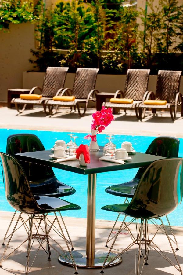 Oktober Downtown Boutique Hotel