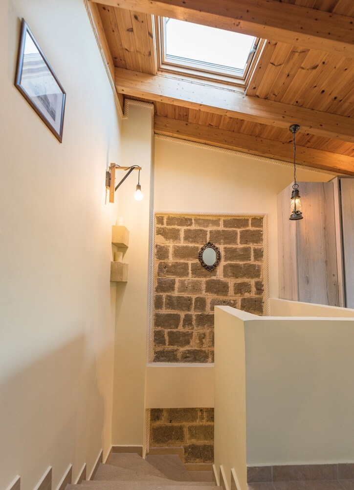 Rhodes Old Town Castello Suite