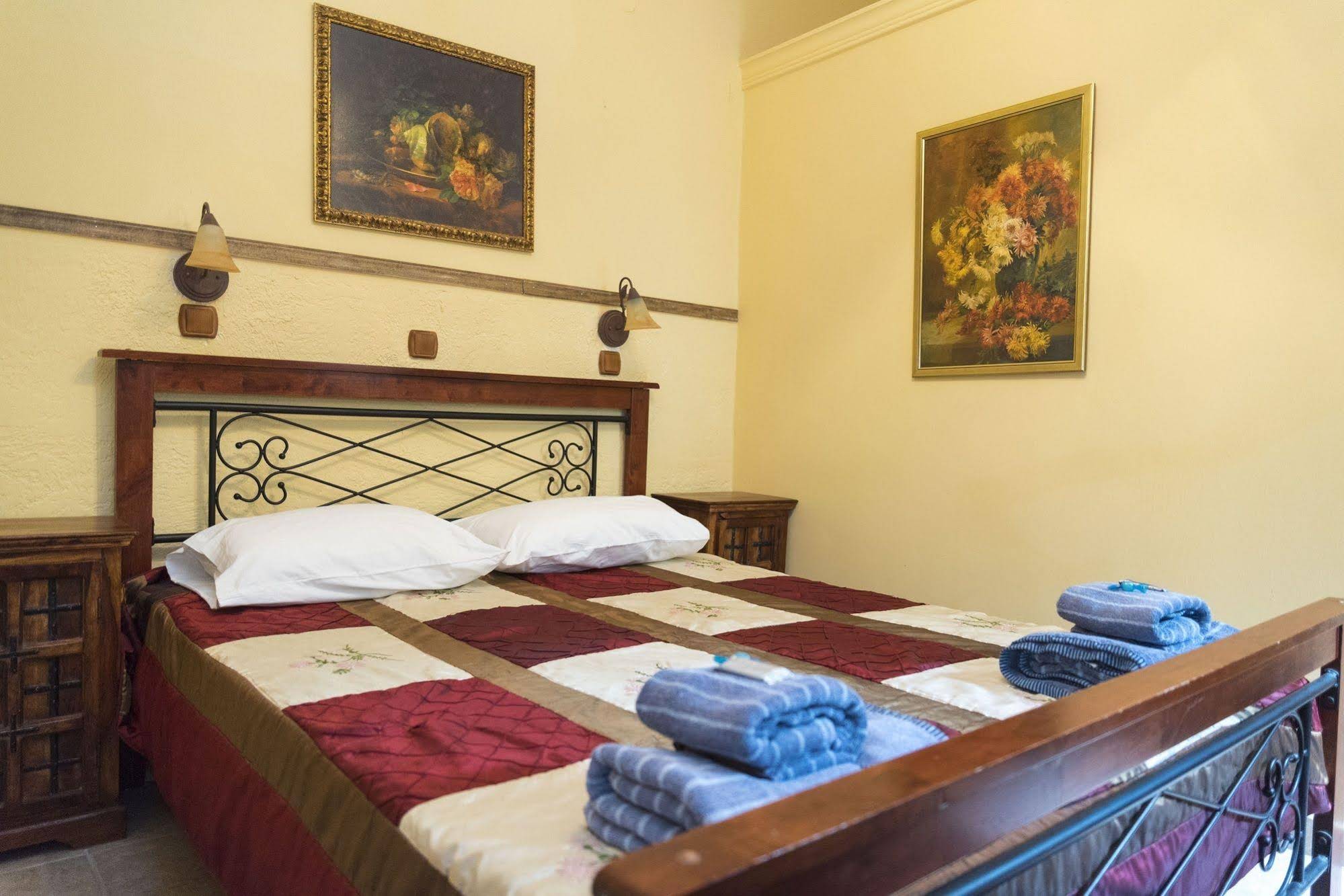 Spot Hotel