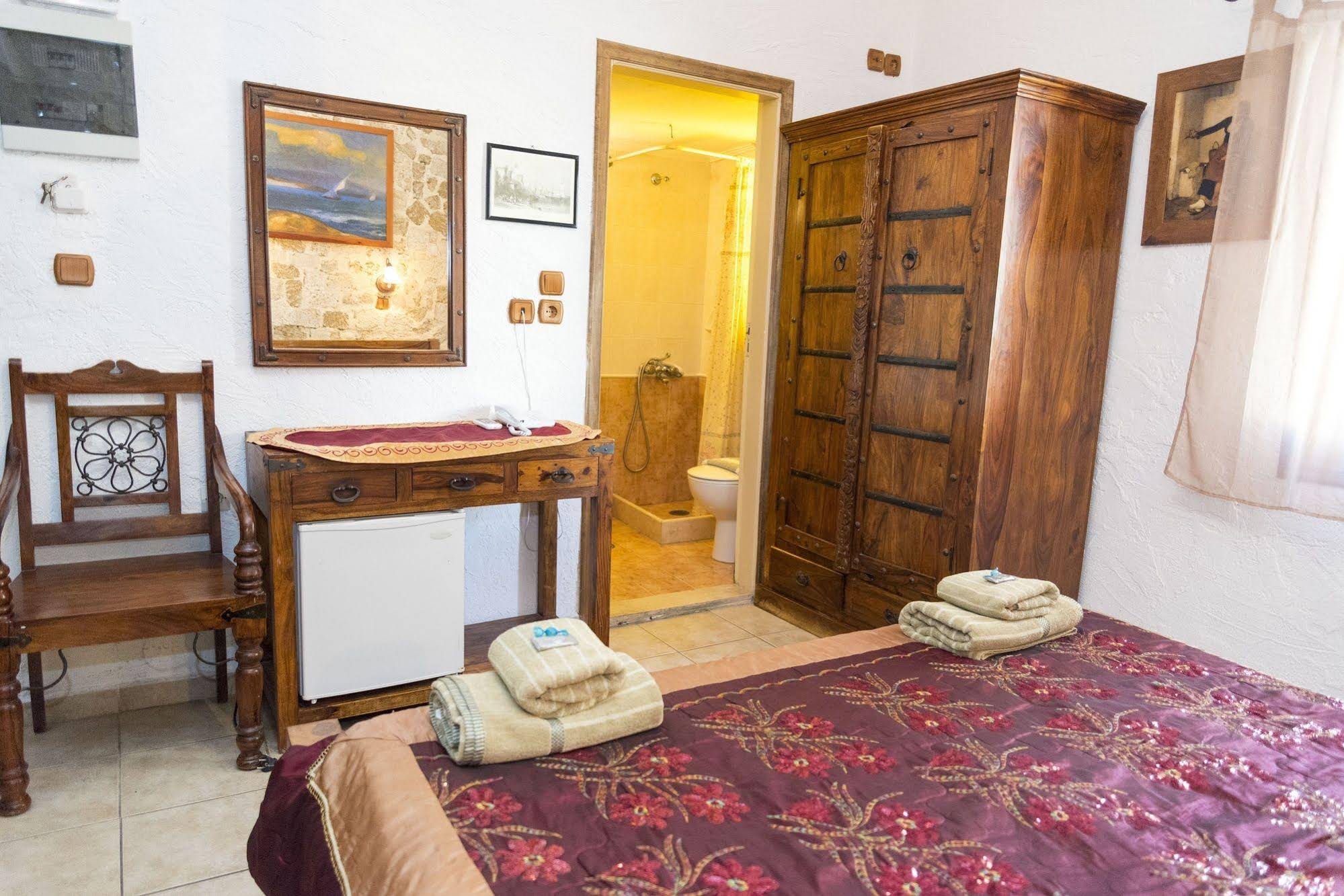 Spot Hotel