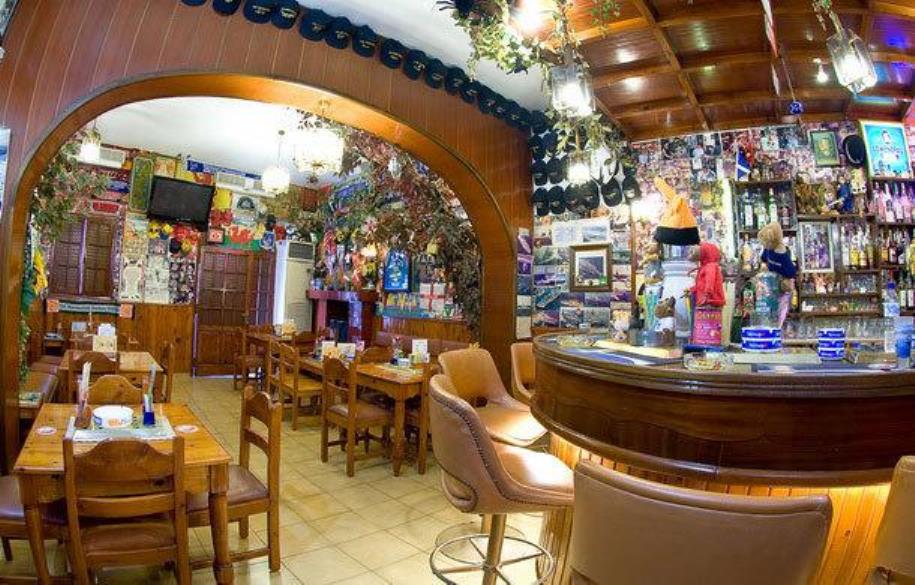 Stavros Hotel