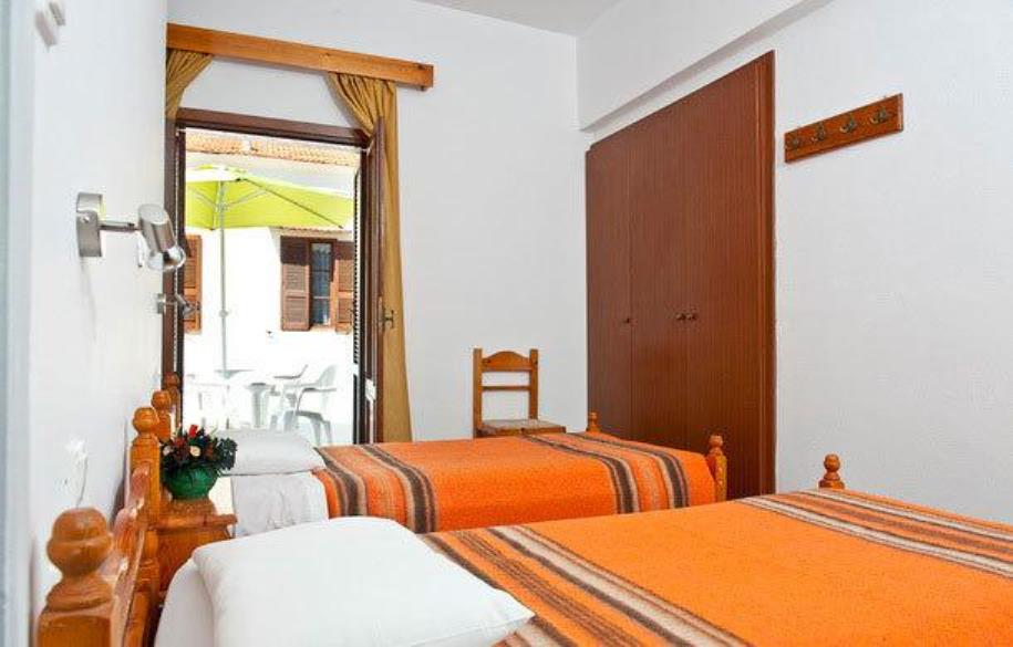 Stavros Hotel