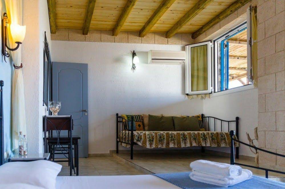 Agnanti Beach Studios