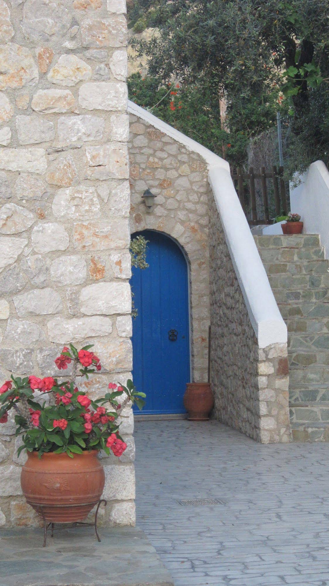 Agnanti Beach Studios