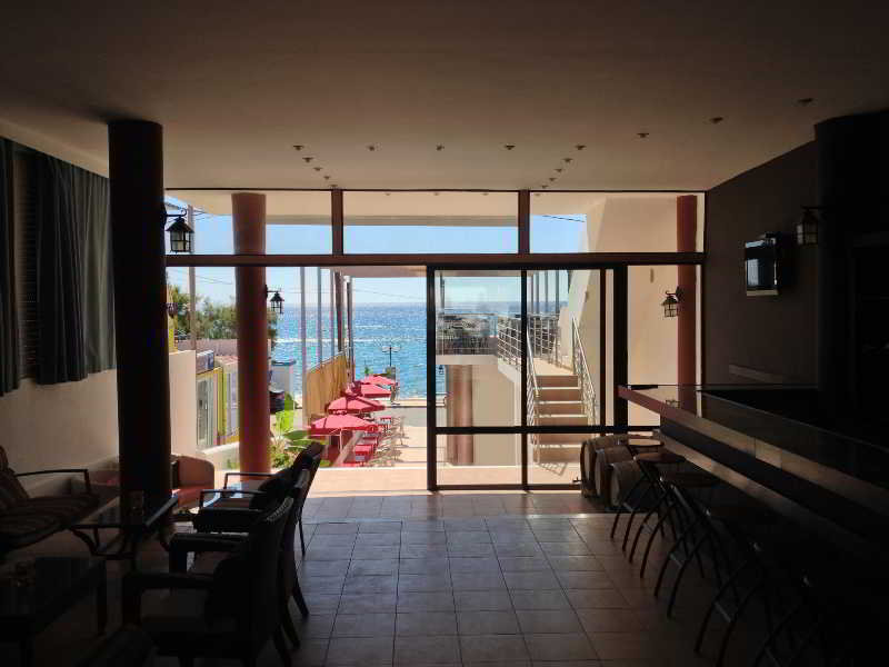 Saint Konstantin Hotel