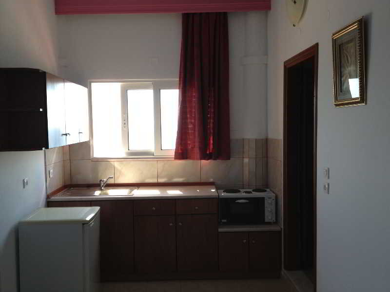 Saint Konstantin Hotel