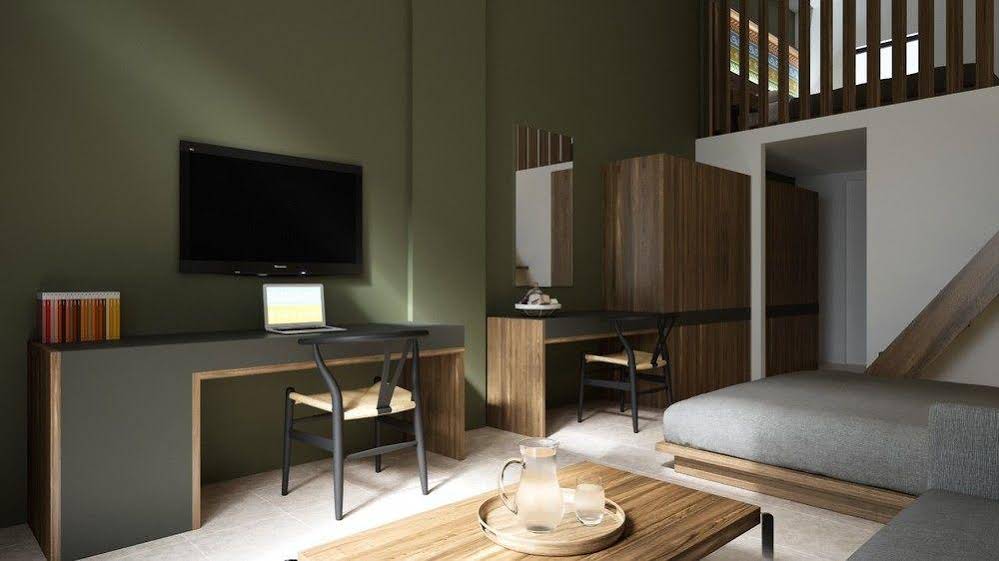 Alex Beach Hotel & Bungalows