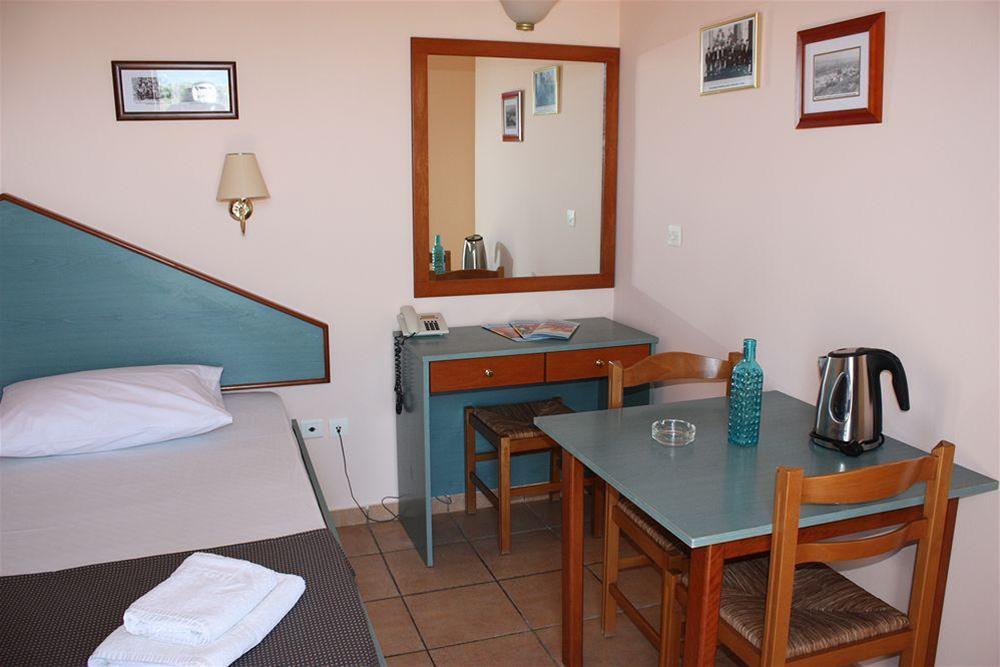 Filoxenia Hotel - Apartments