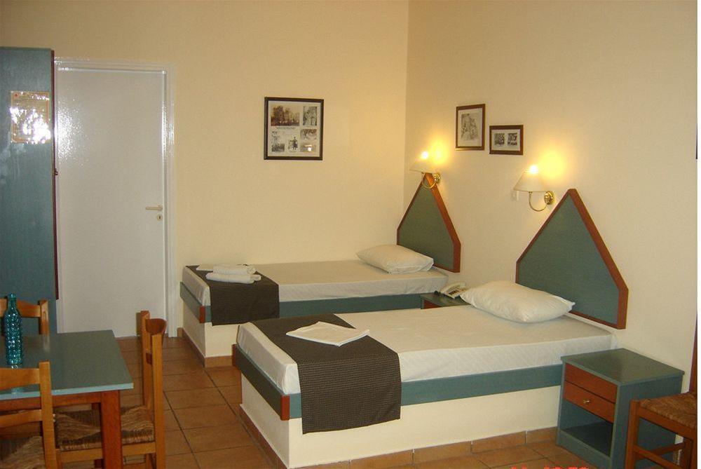 Filoxenia Hotel - Apartments