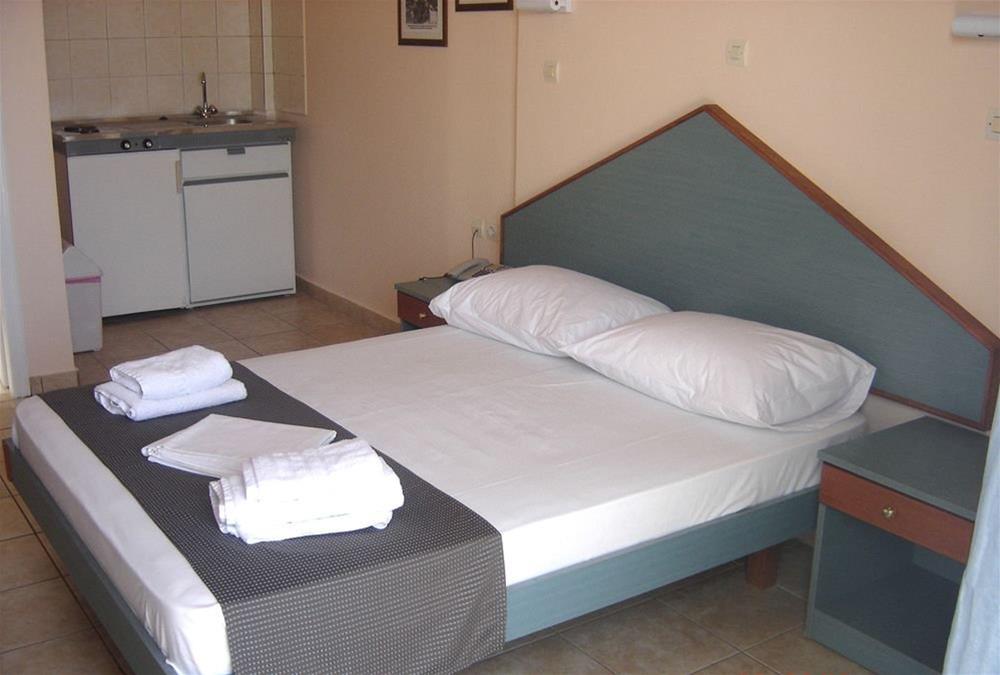 Filoxenia Hotel - Apartments
