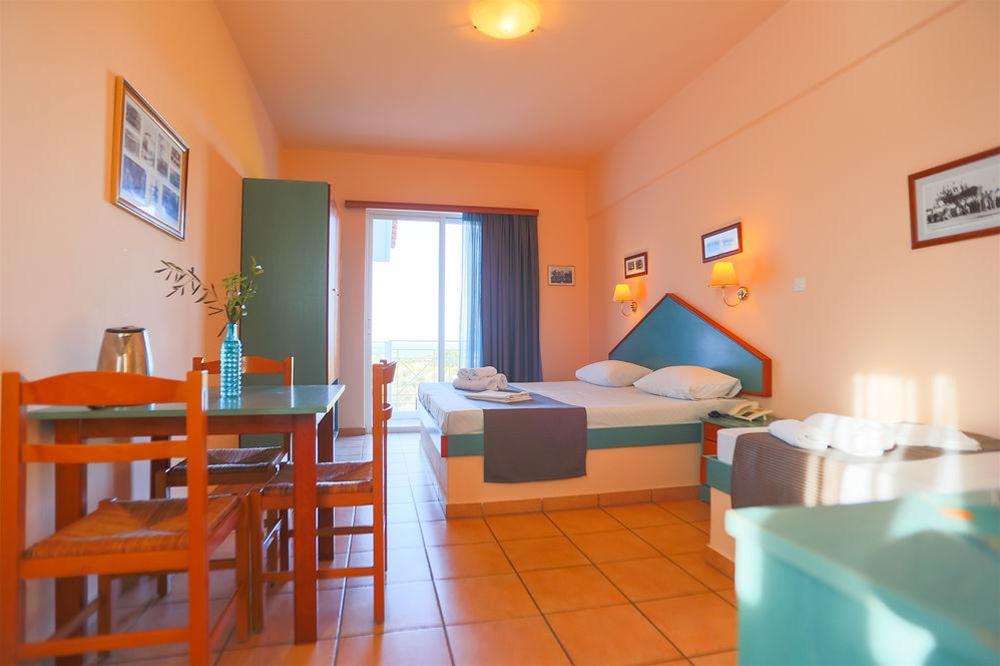 Filoxenia Hotel - Apartments