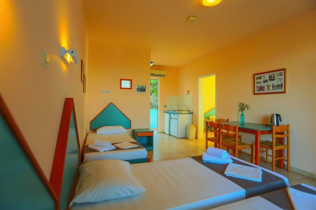 Filoxenia Hotel - Apartments