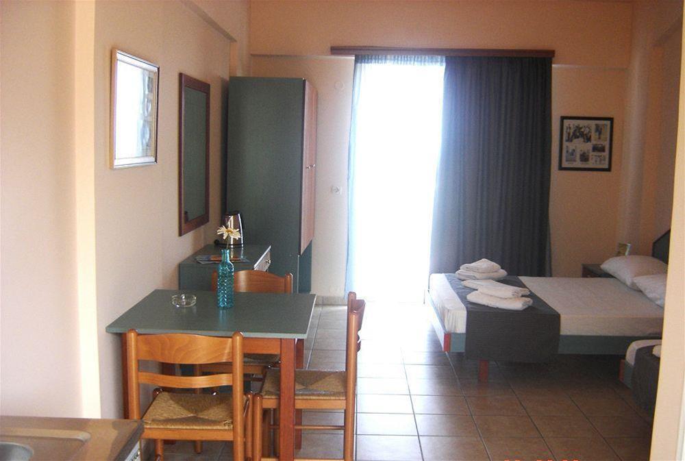 Filoxenia Hotel - Apartments
