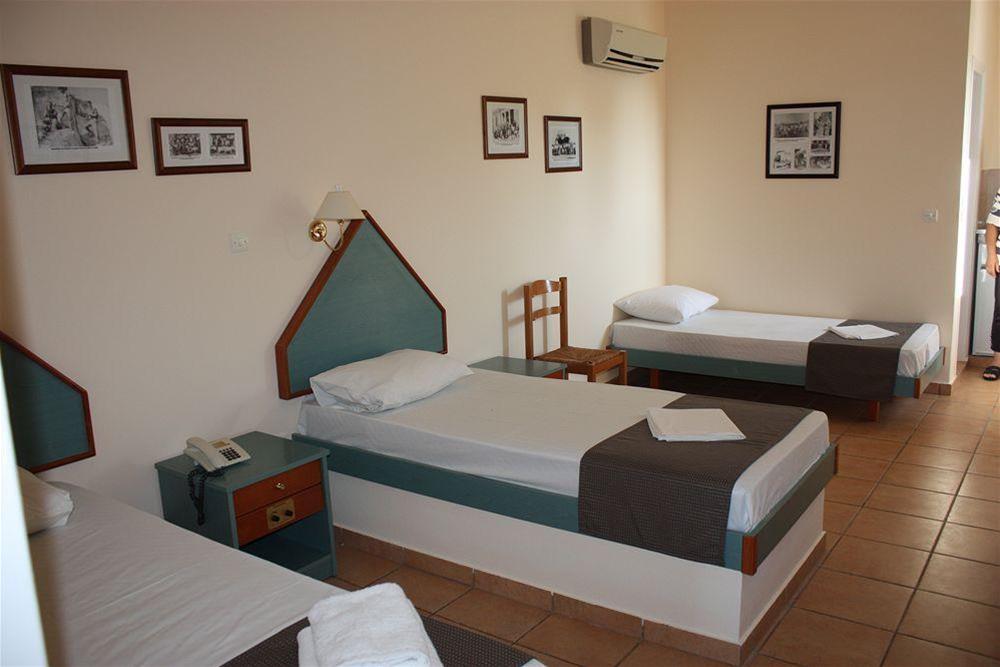 Filoxenia Hotel - Apartments