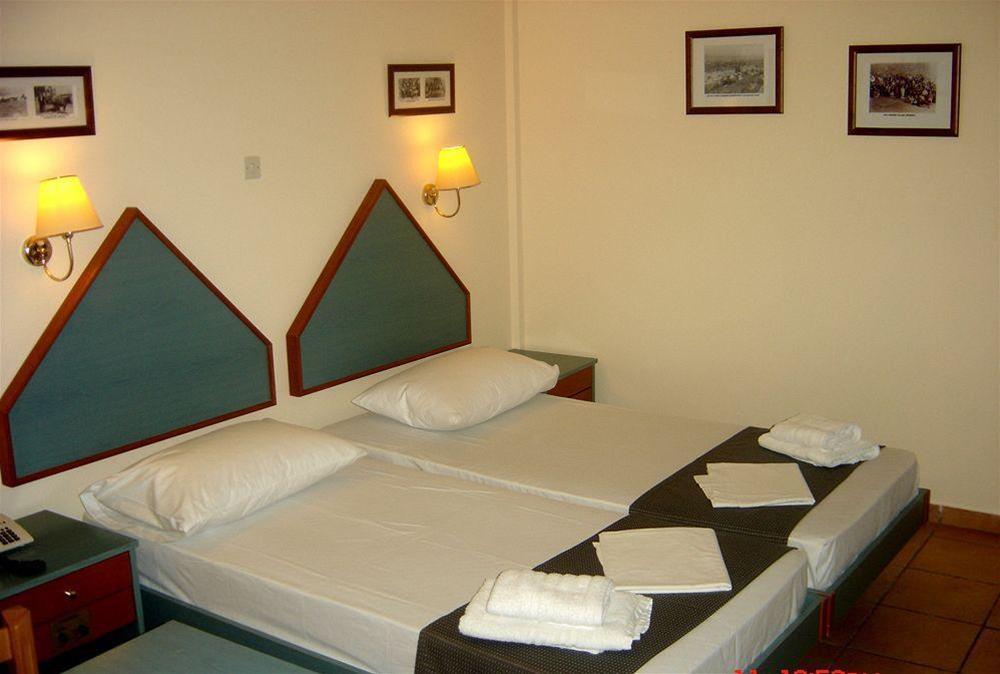 Filoxenia Hotel - Apartments