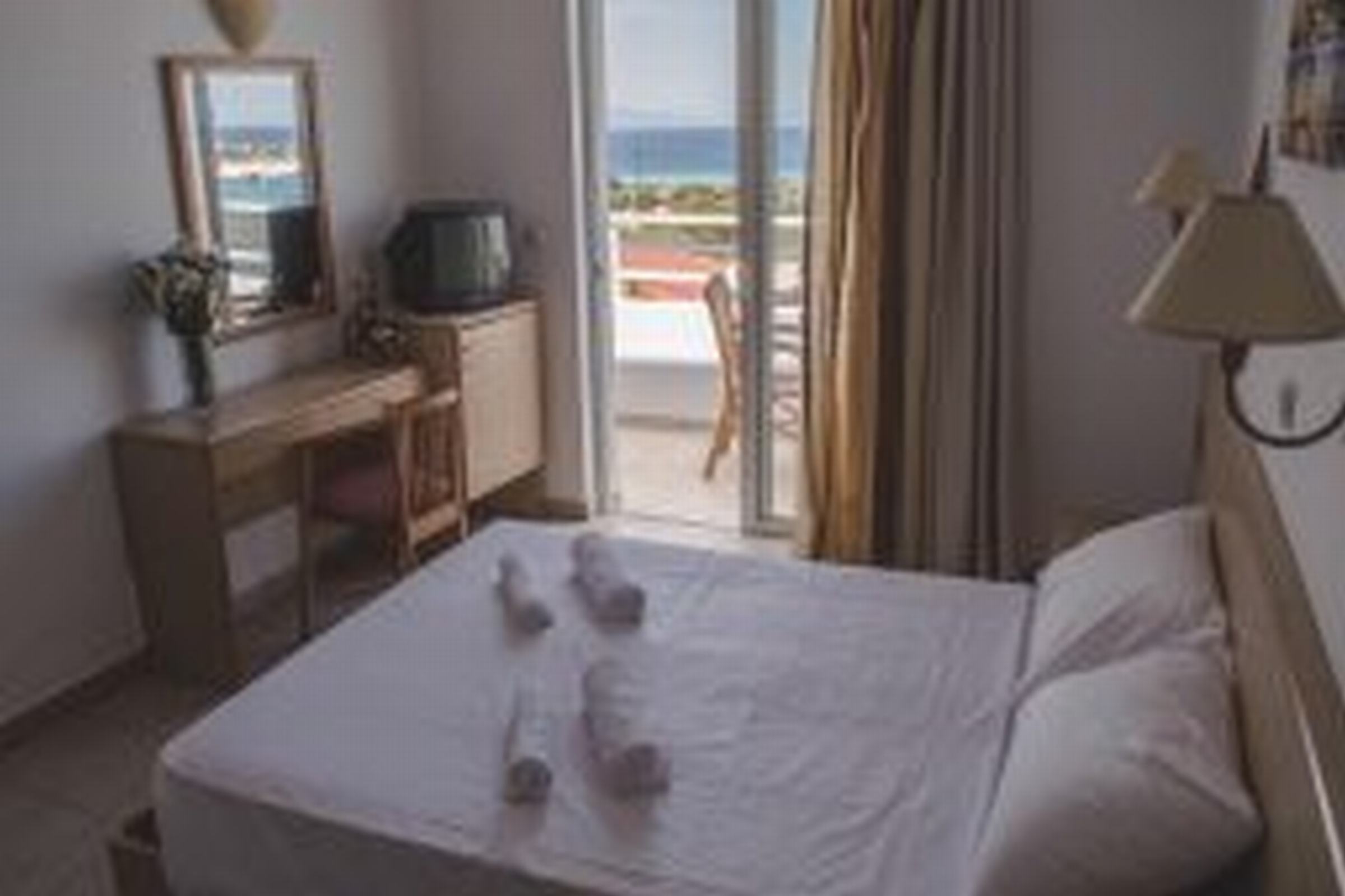 Summer View Hotel