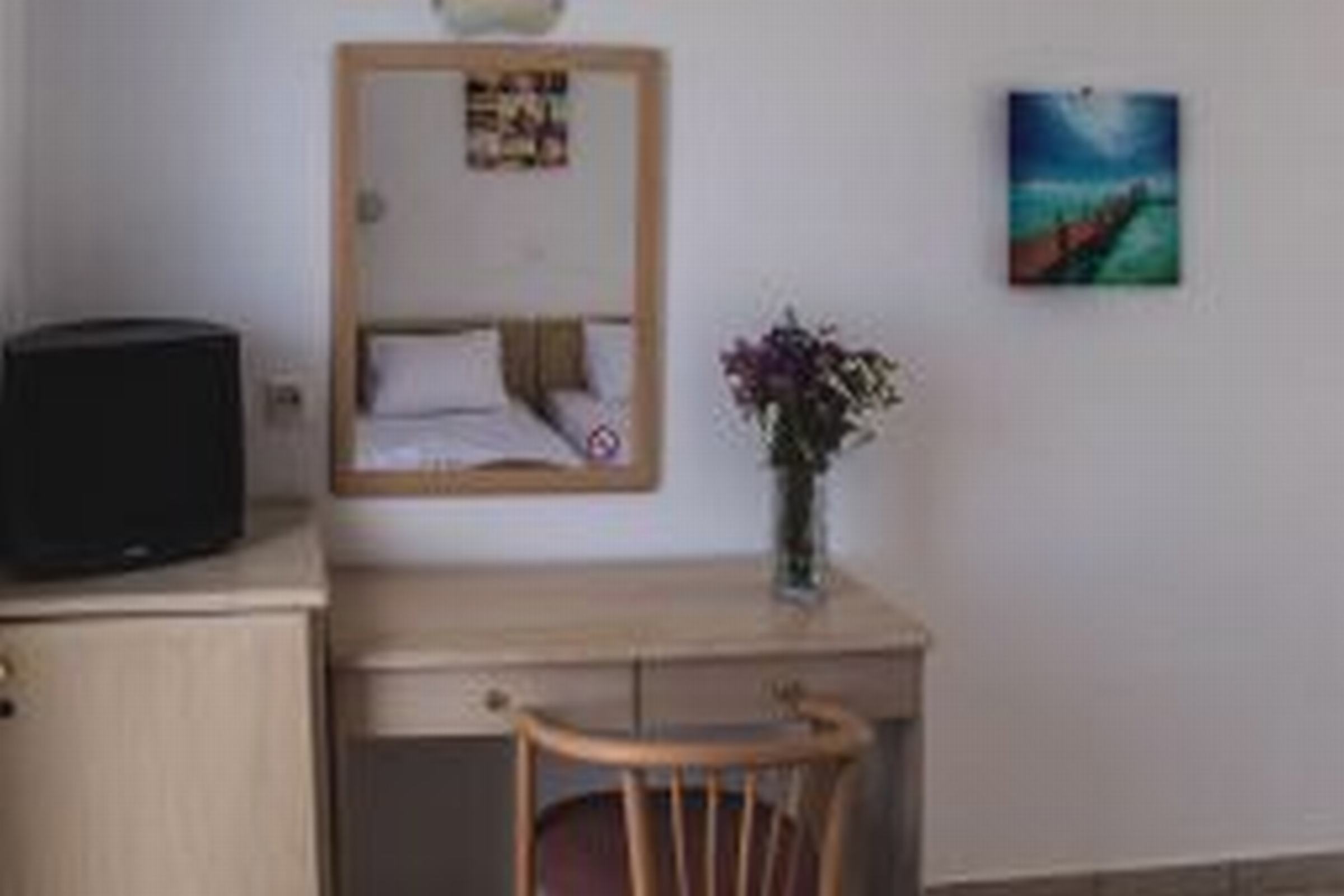 Summer View Hotel