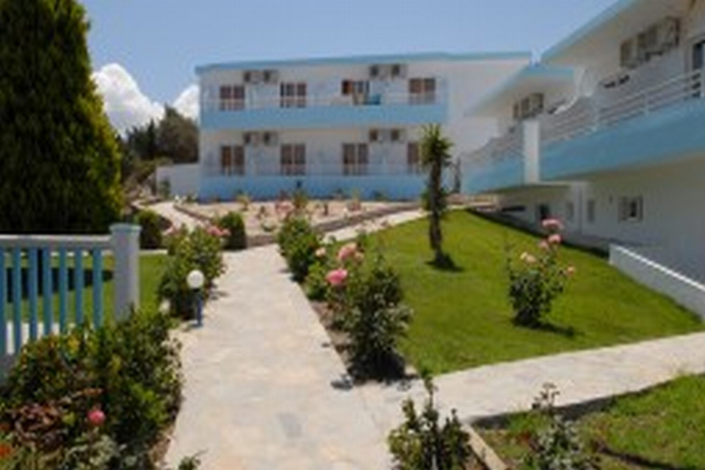 Summer View Hotel